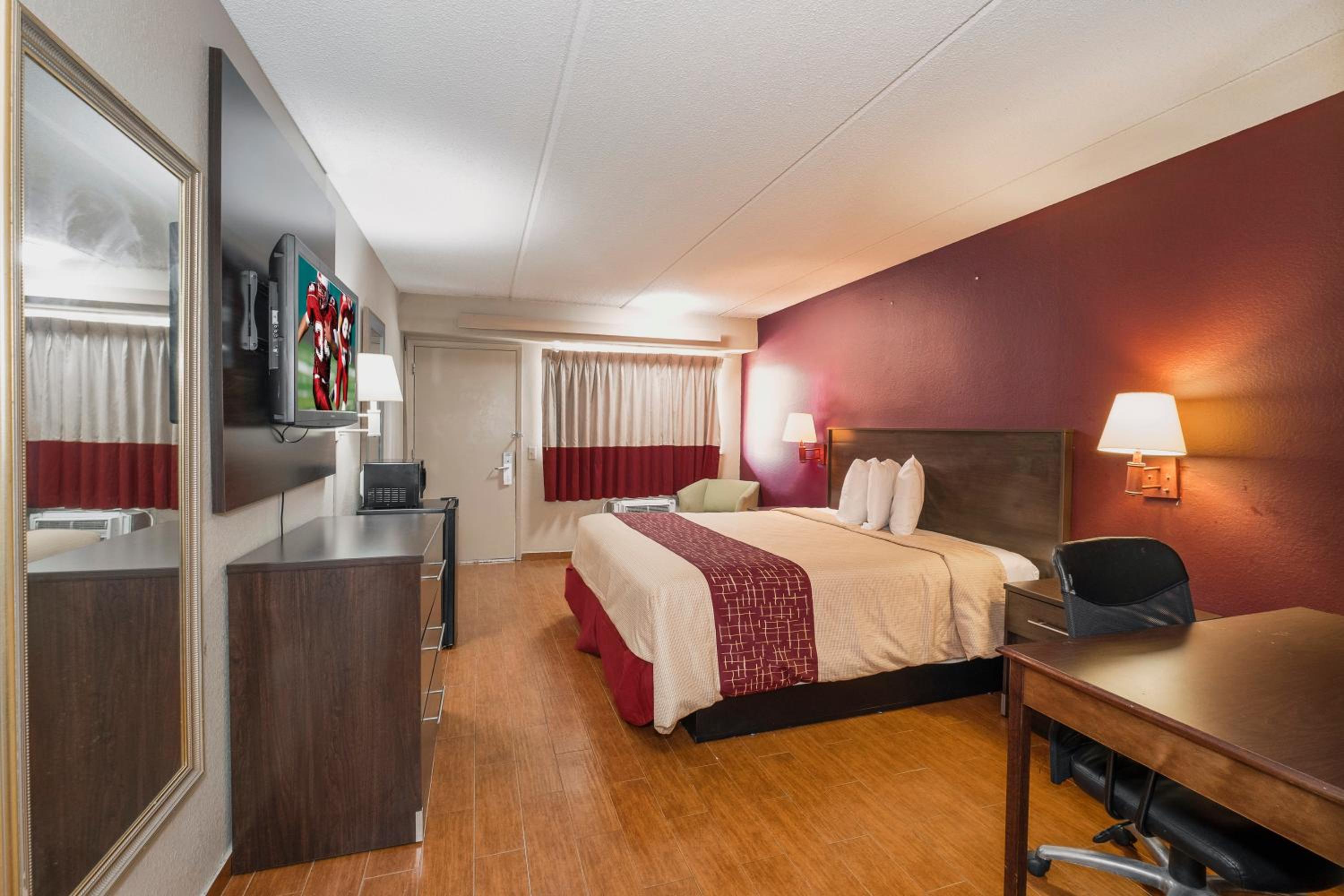Superior King Room Non-Smoking - Photo 1