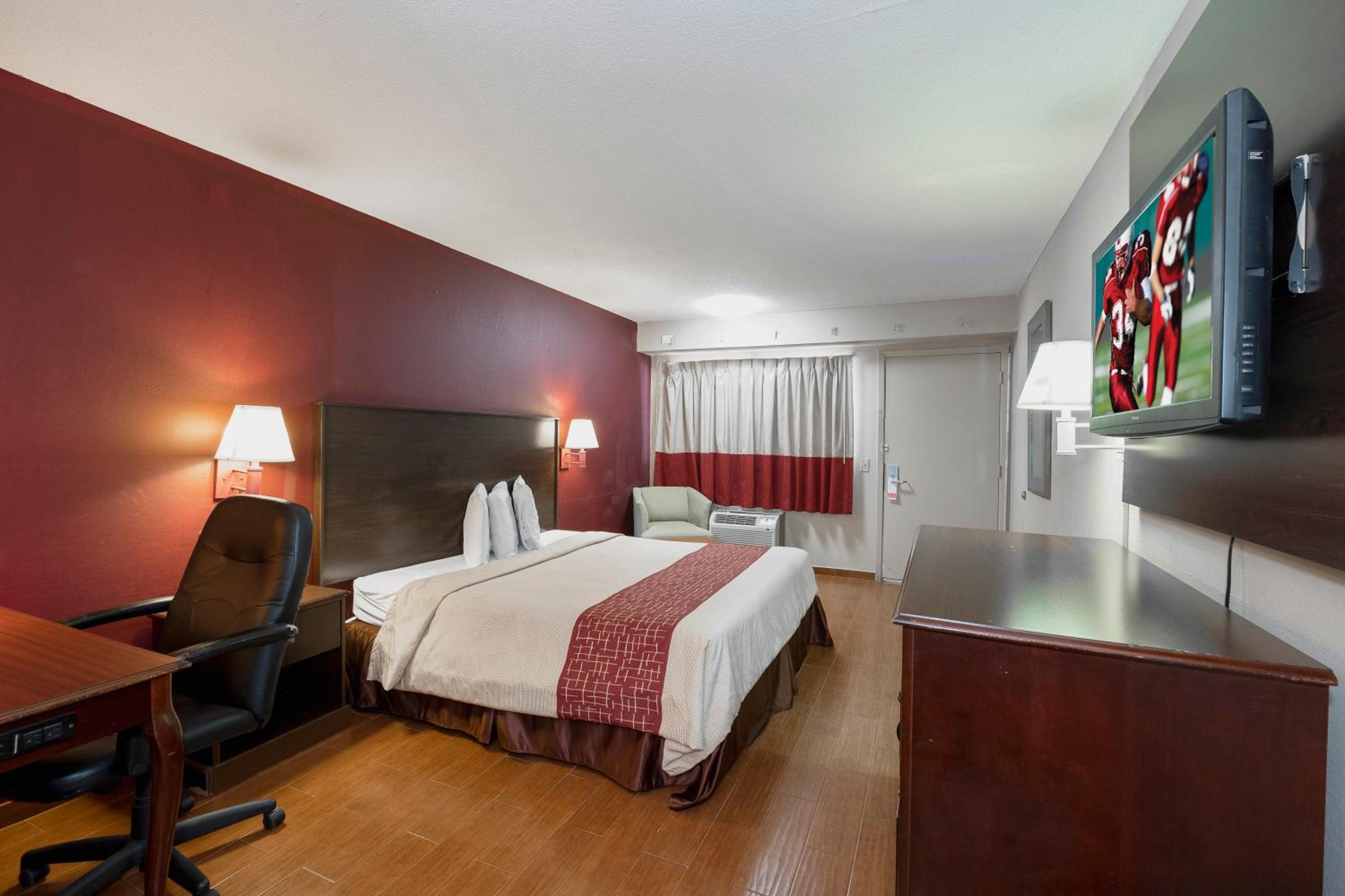 Superior King Room Non-Smoking - Photo 5