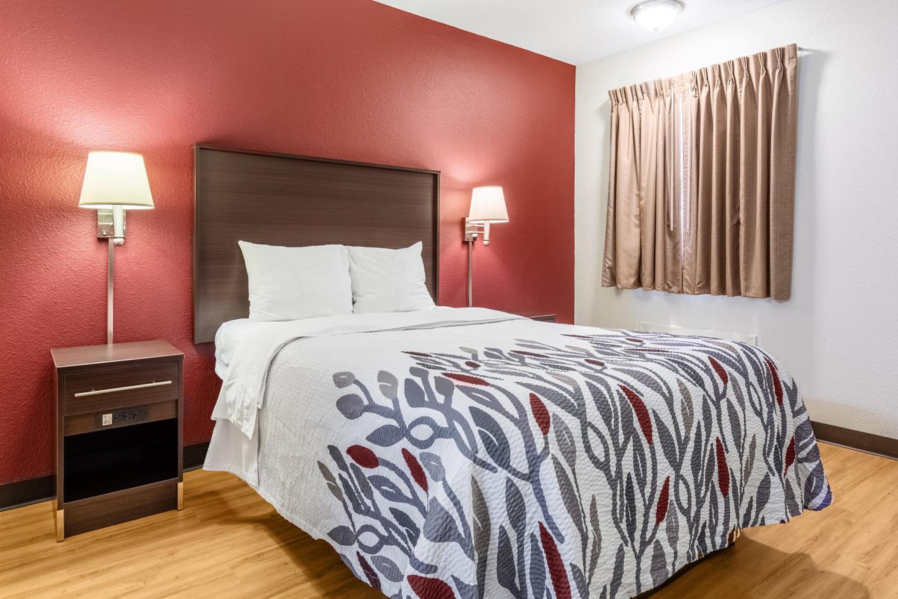 Deluxe Room with One Double Bed Non-Smoking - Photo 5