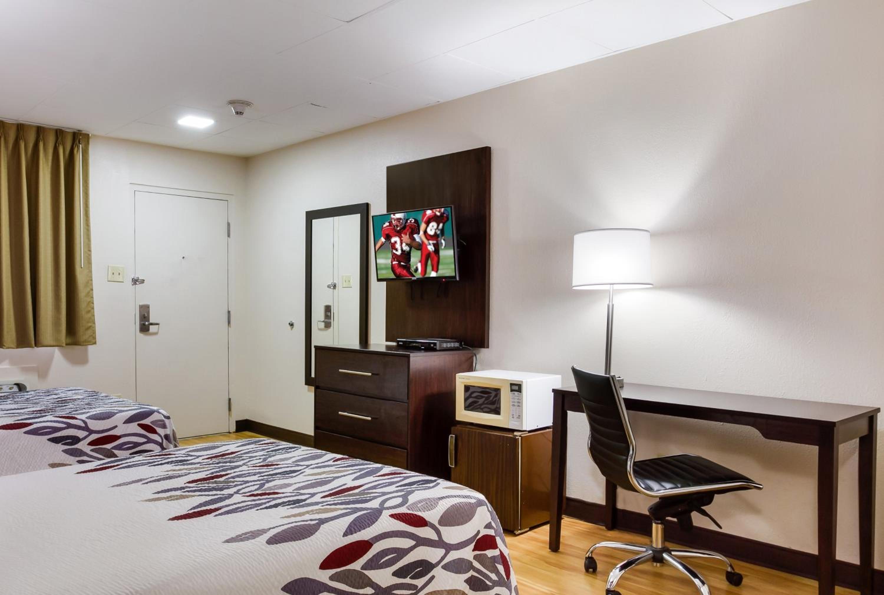 Deluxe King Room - Non-Smoking photo 1