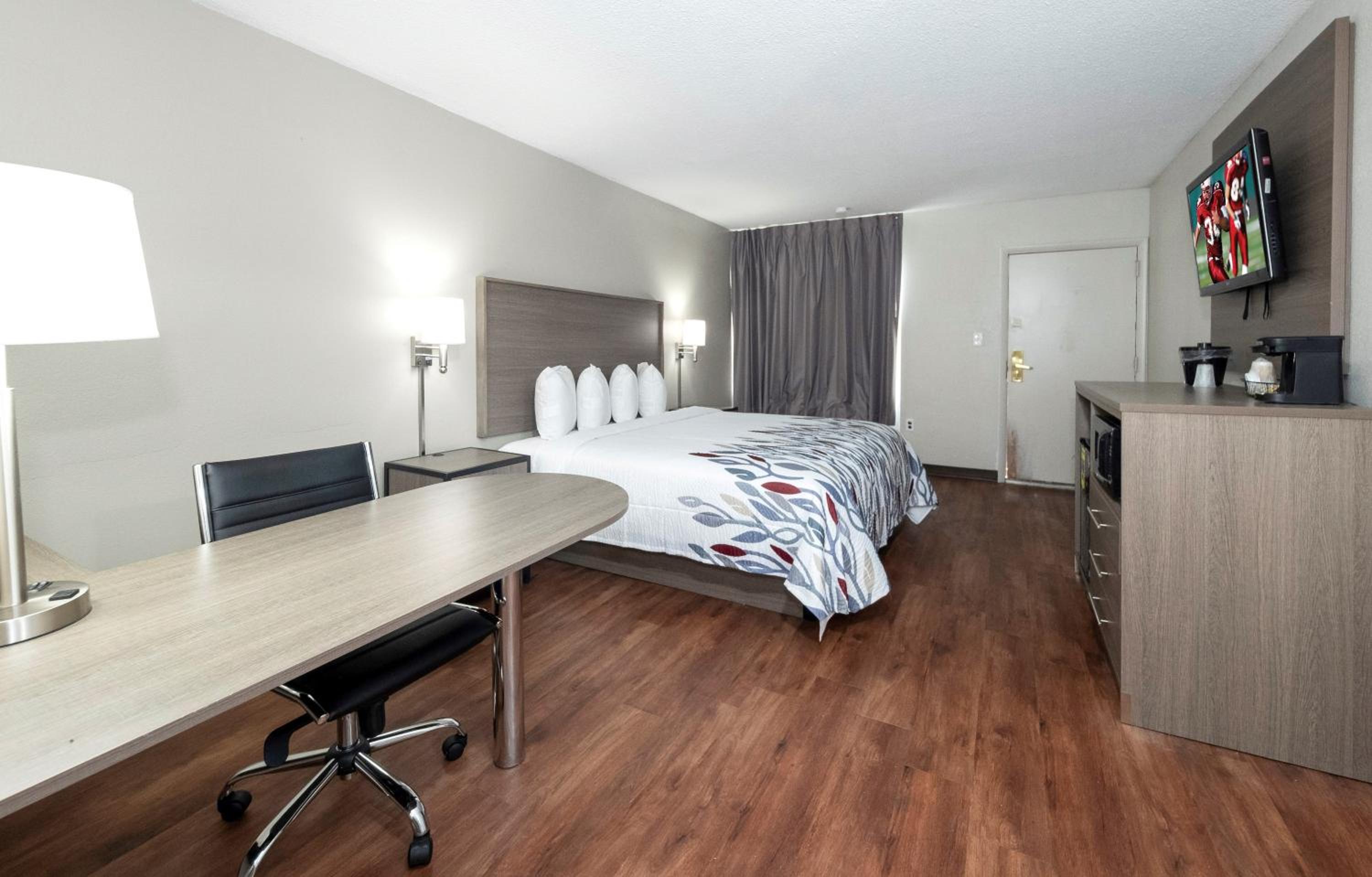 Superior King Room - Non-Smoking photo 3