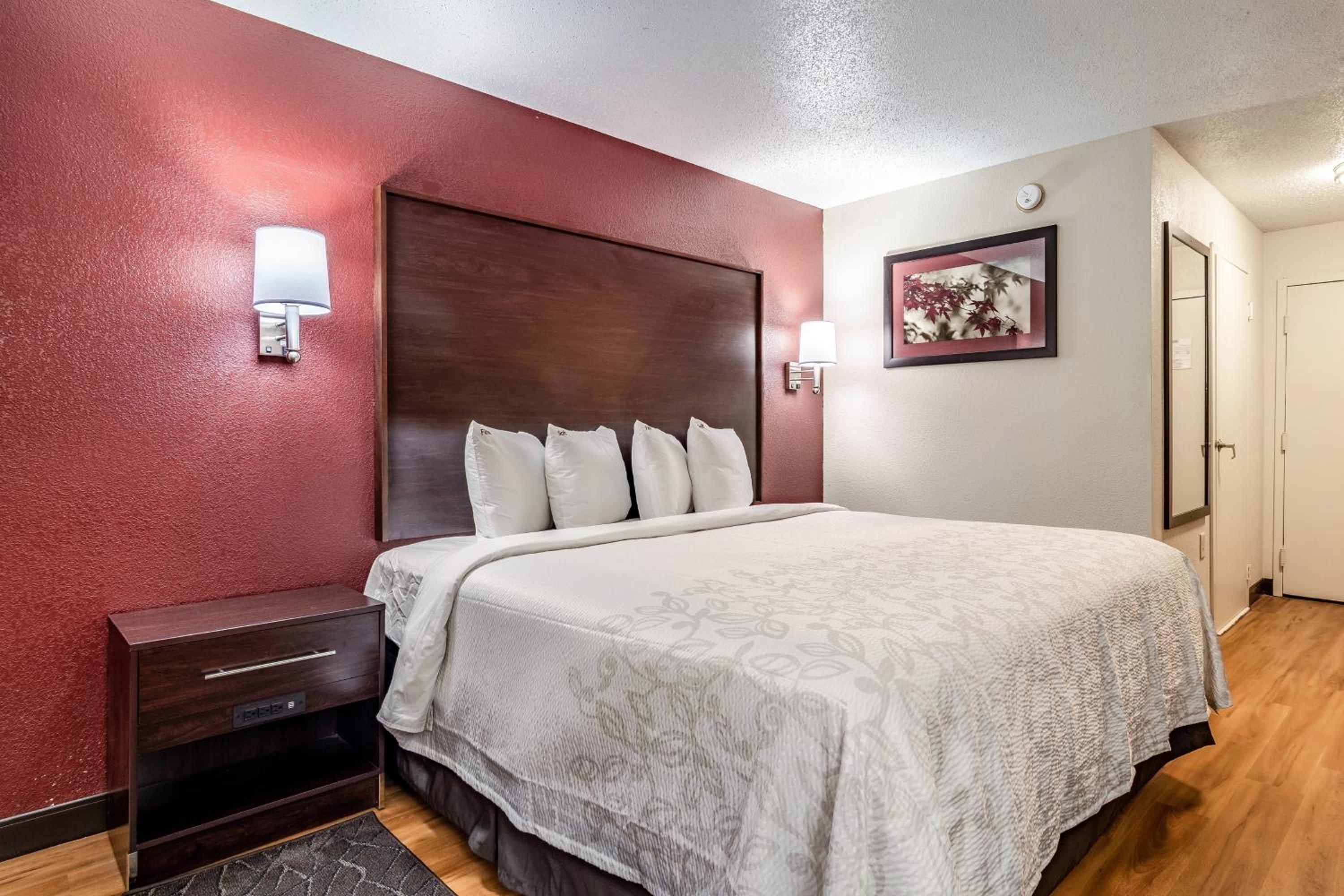Superior King Room Disability Access Smoke Free