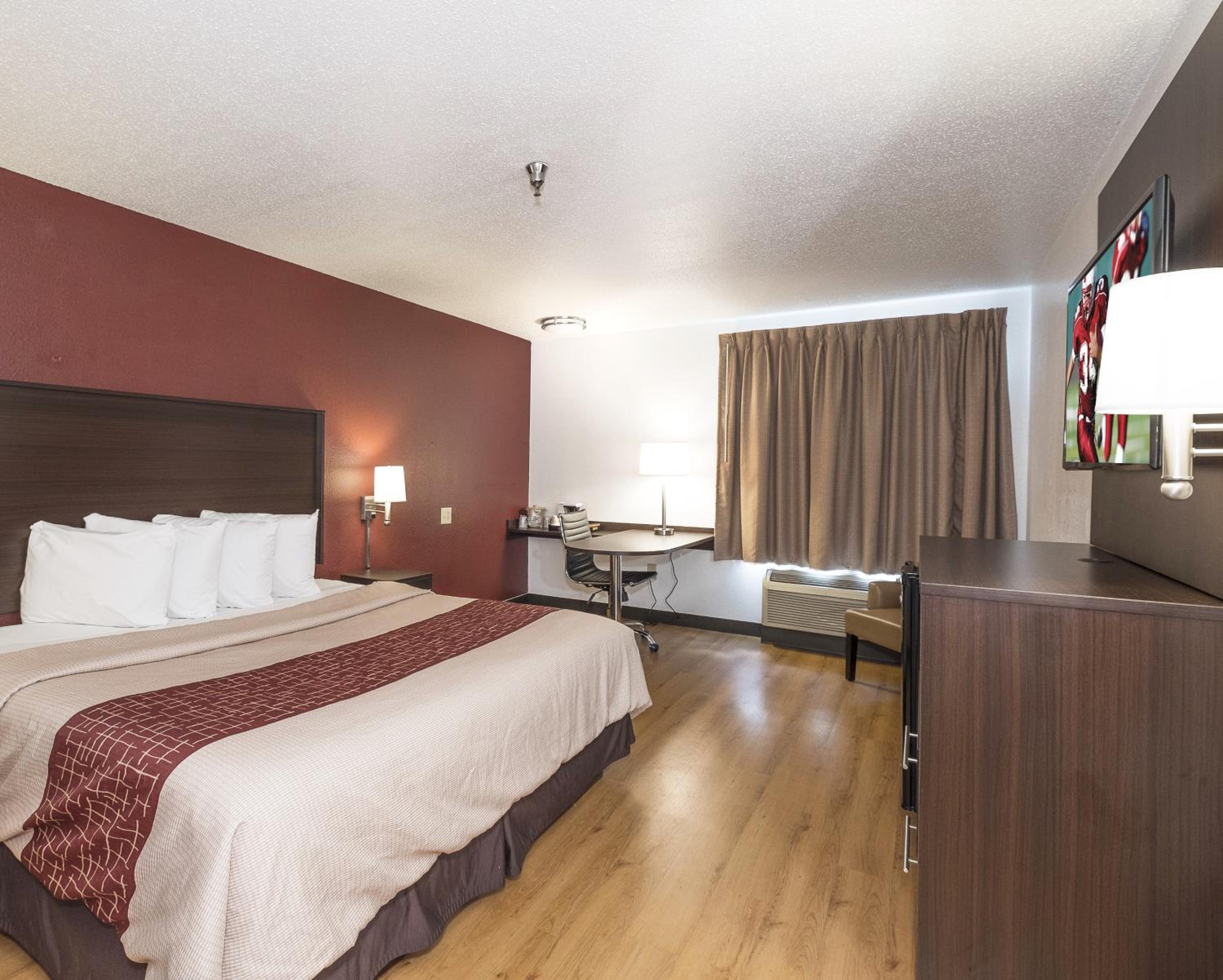 Superior King Room - Non-Smoking - Photo 1