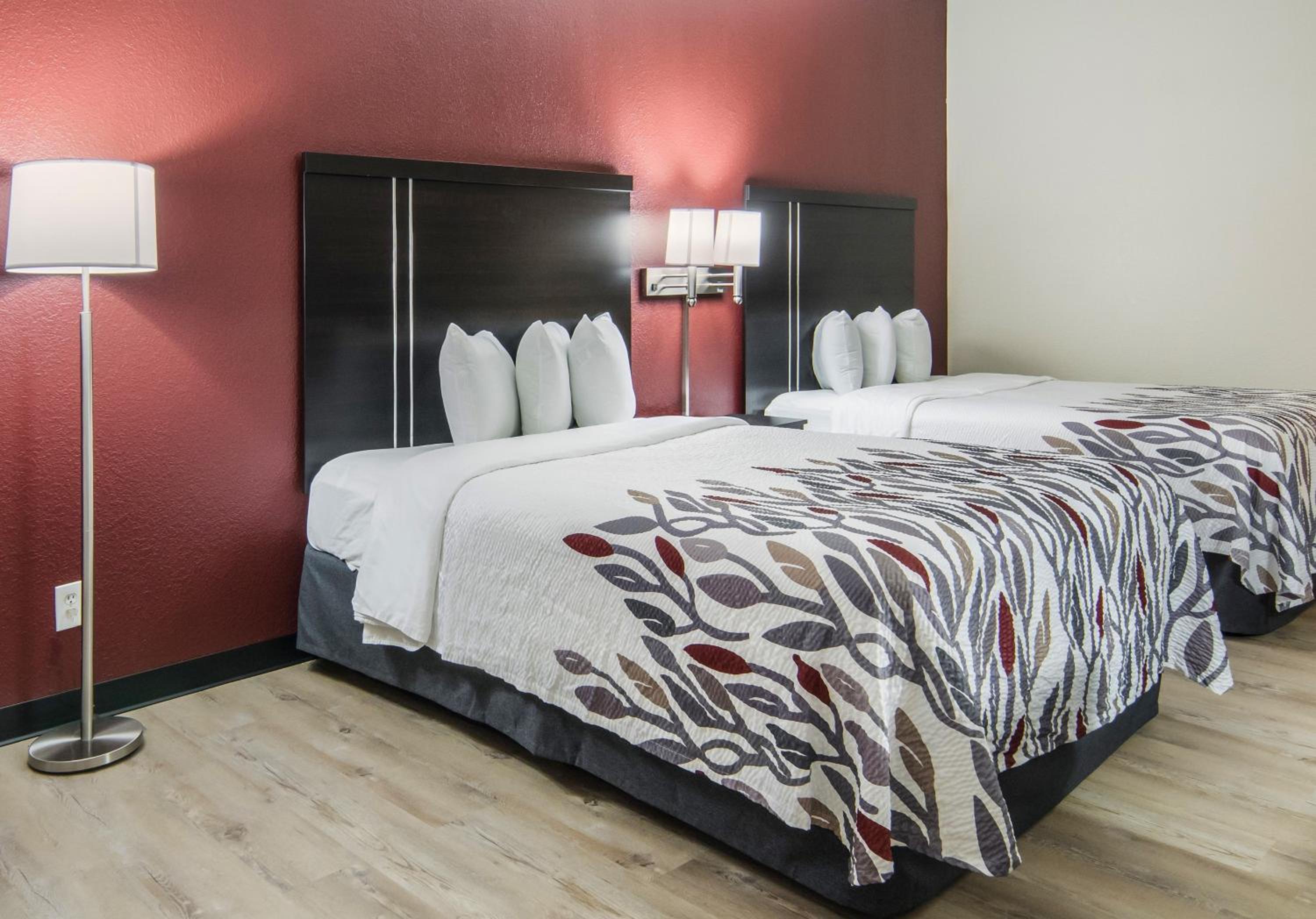 Deluxe Room with Two Double Beds Smoke Free photo 1