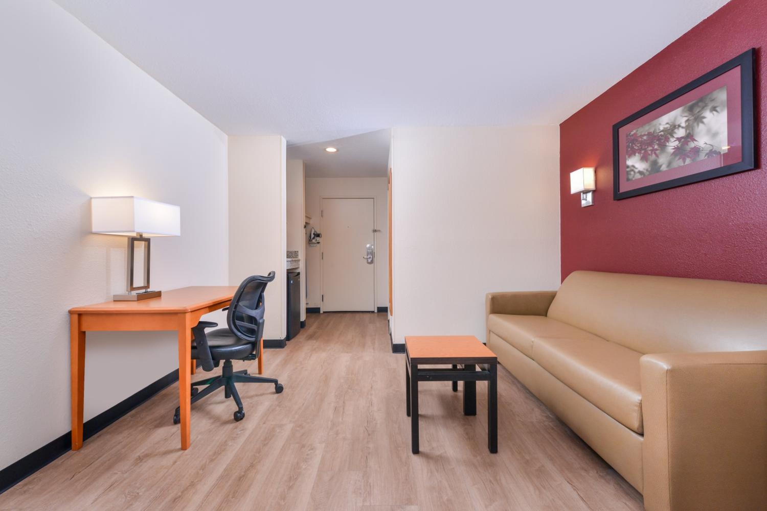 Suite King Room Smoke Free - Photo 3