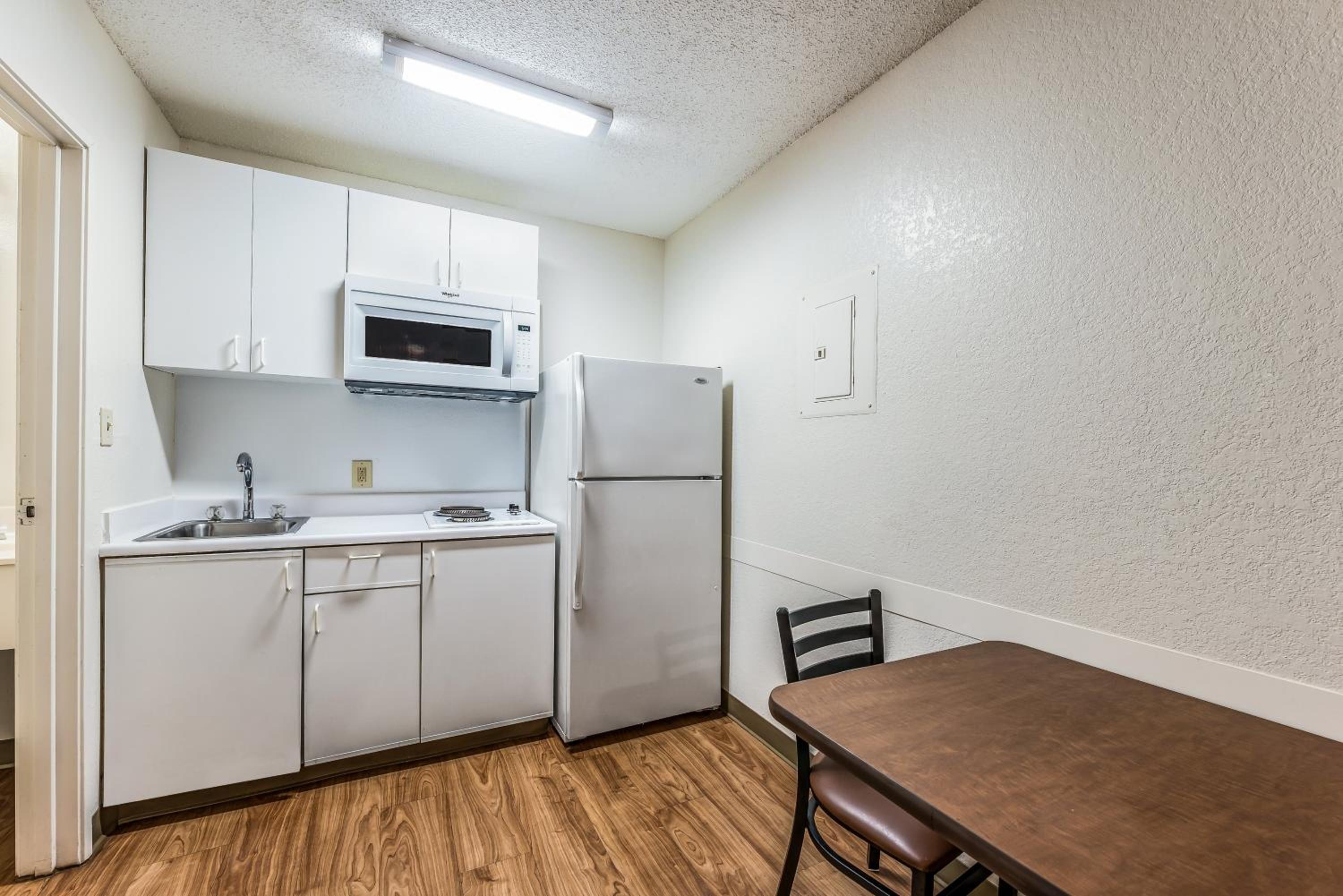 HomeTowne by Red Roof Studios Cincinnati - Sharonville, 写真 3