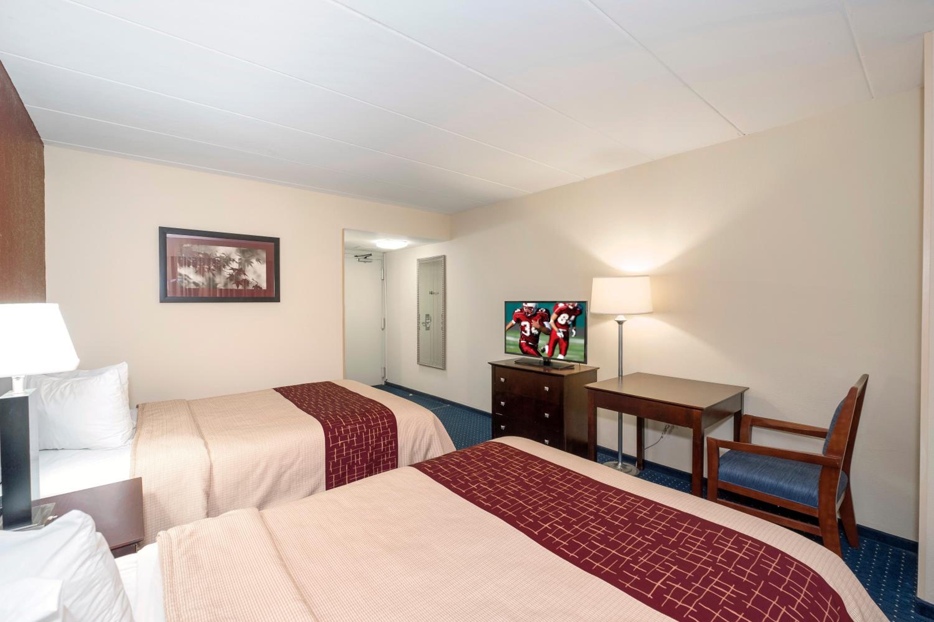  Deluxe 2 Full Beds Non-Smoking photo 2