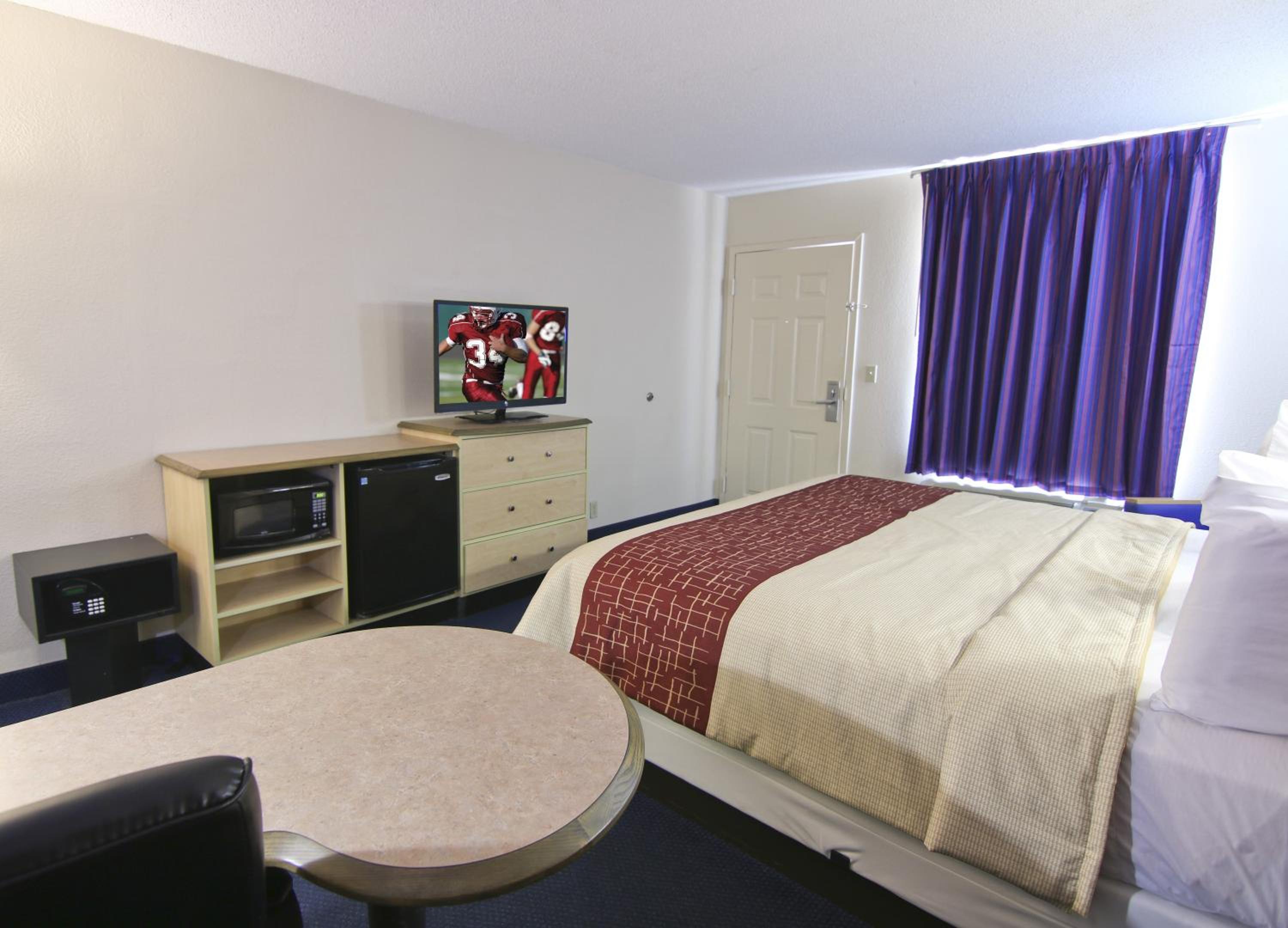 Superior King Room Non-Smoking - Photo 9