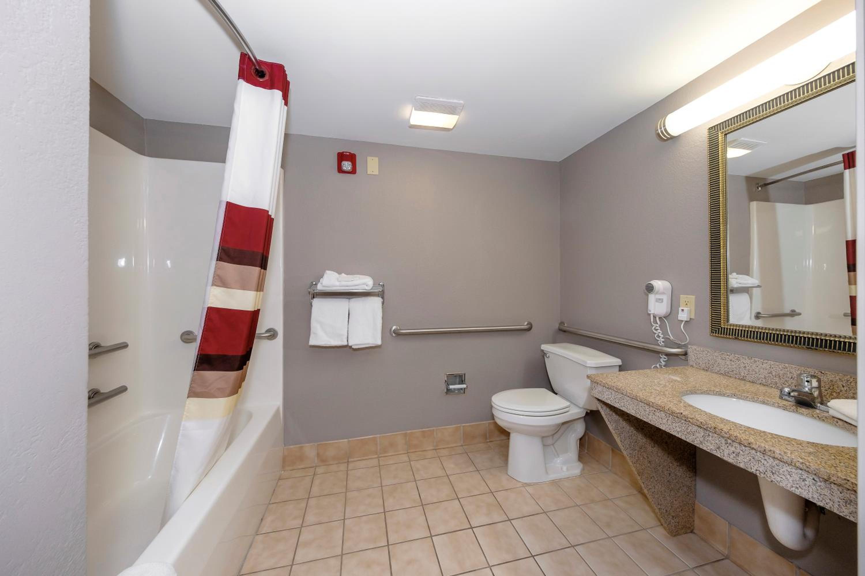 Red Roof Inn & Suites Carrollton, GA - West Georgia, Zdjęcie 5