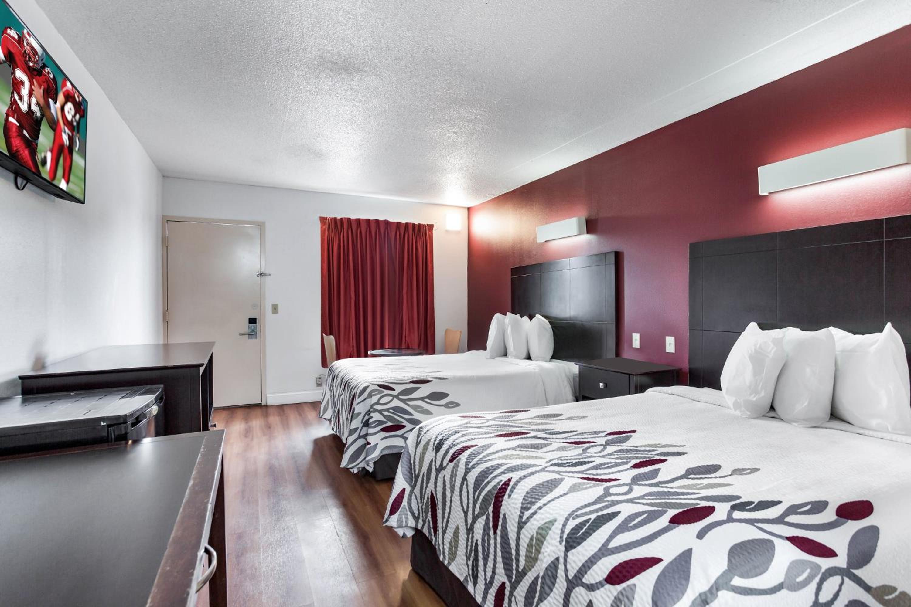 Superior Double Room with Two Double Beds - Non-Smoking - Photo 1