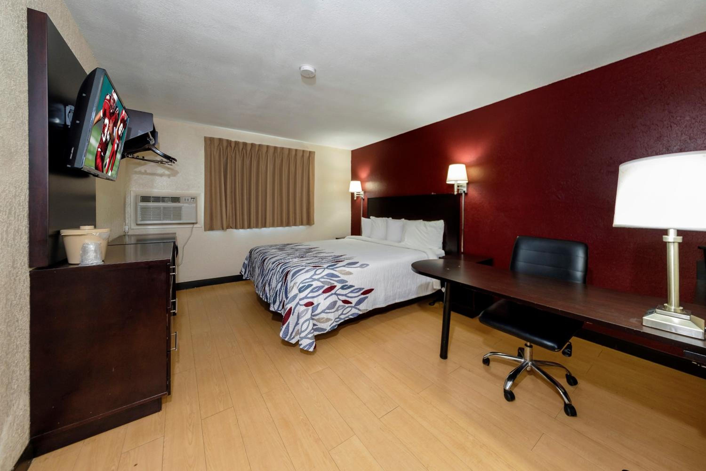 Superior King Room Non-Smoking - Photo 1