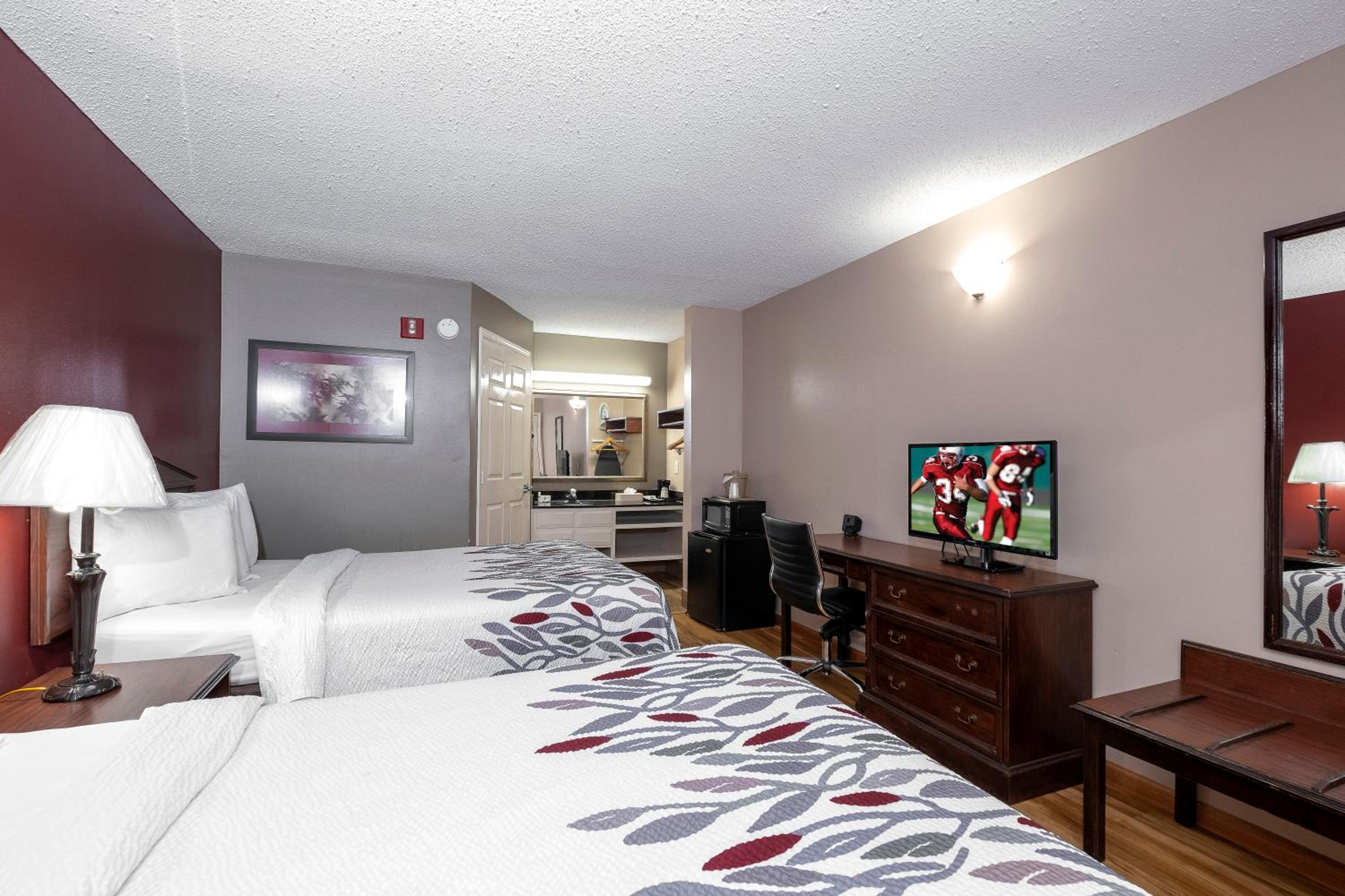 Superior Double with Two Double Beds - Non-Smoking - Photo 5