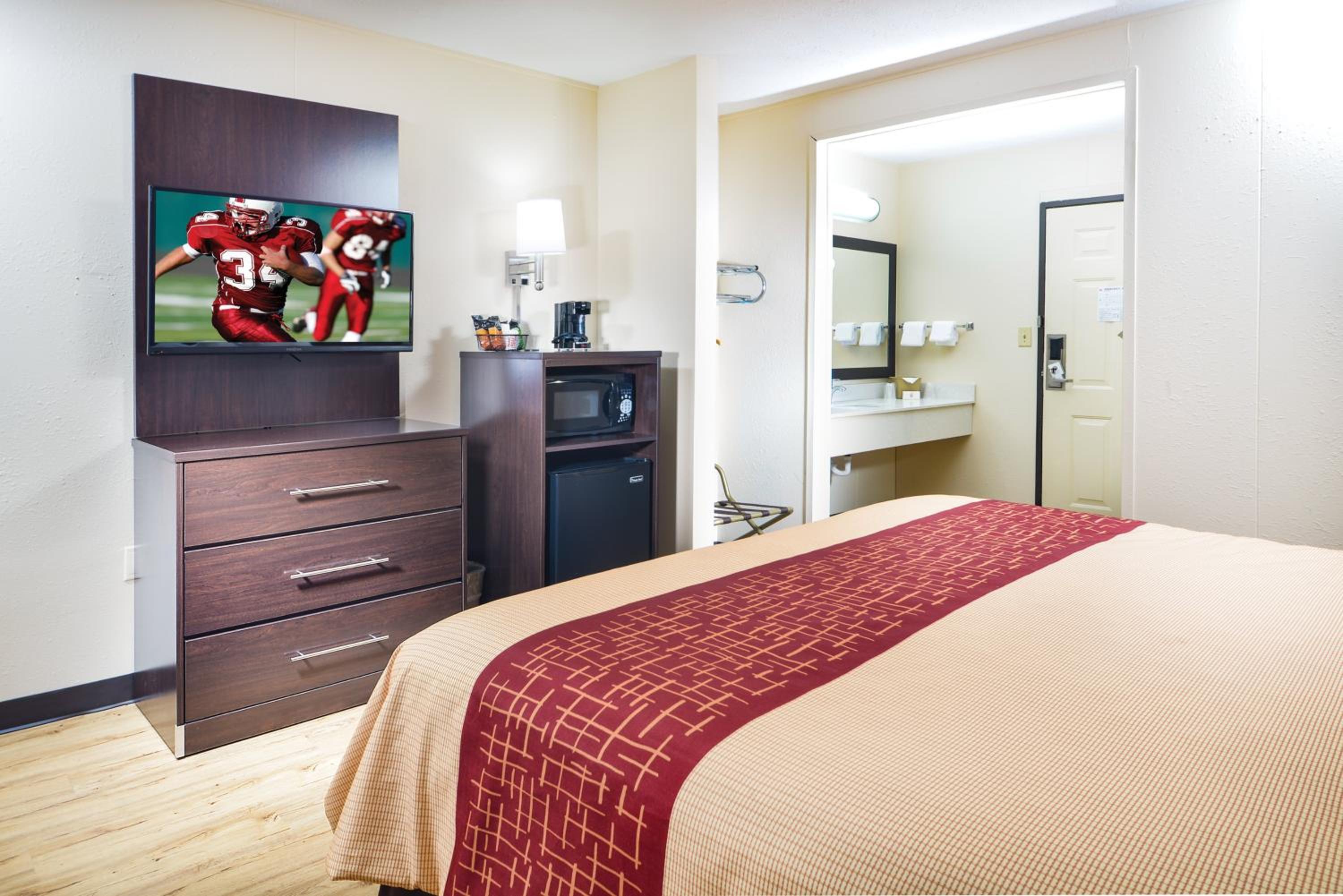 Superior King Room - Smoke Free - Photo 2