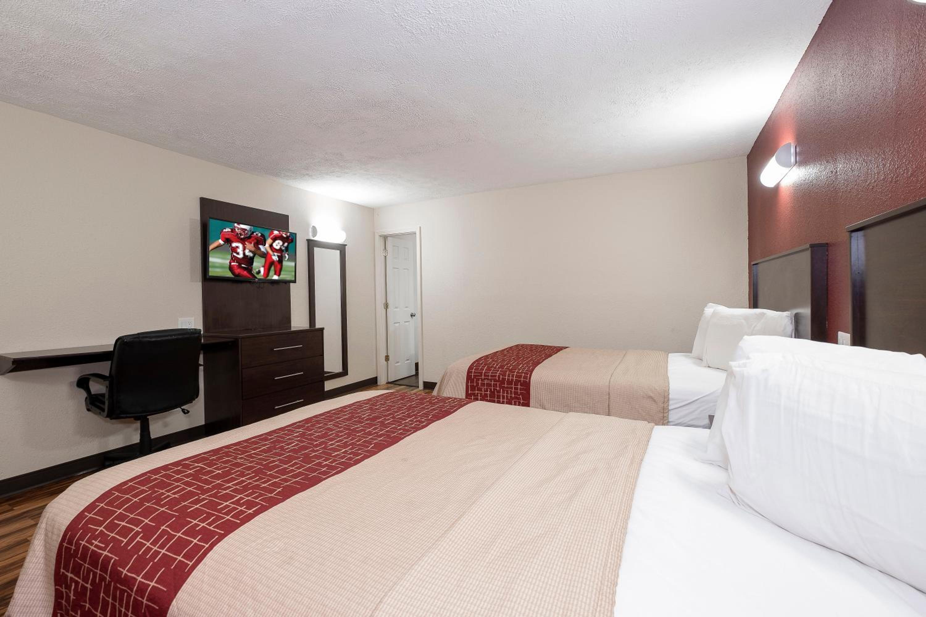 Deluxe Room with Two Double Beds Disability Access Non-Smoking photo 2