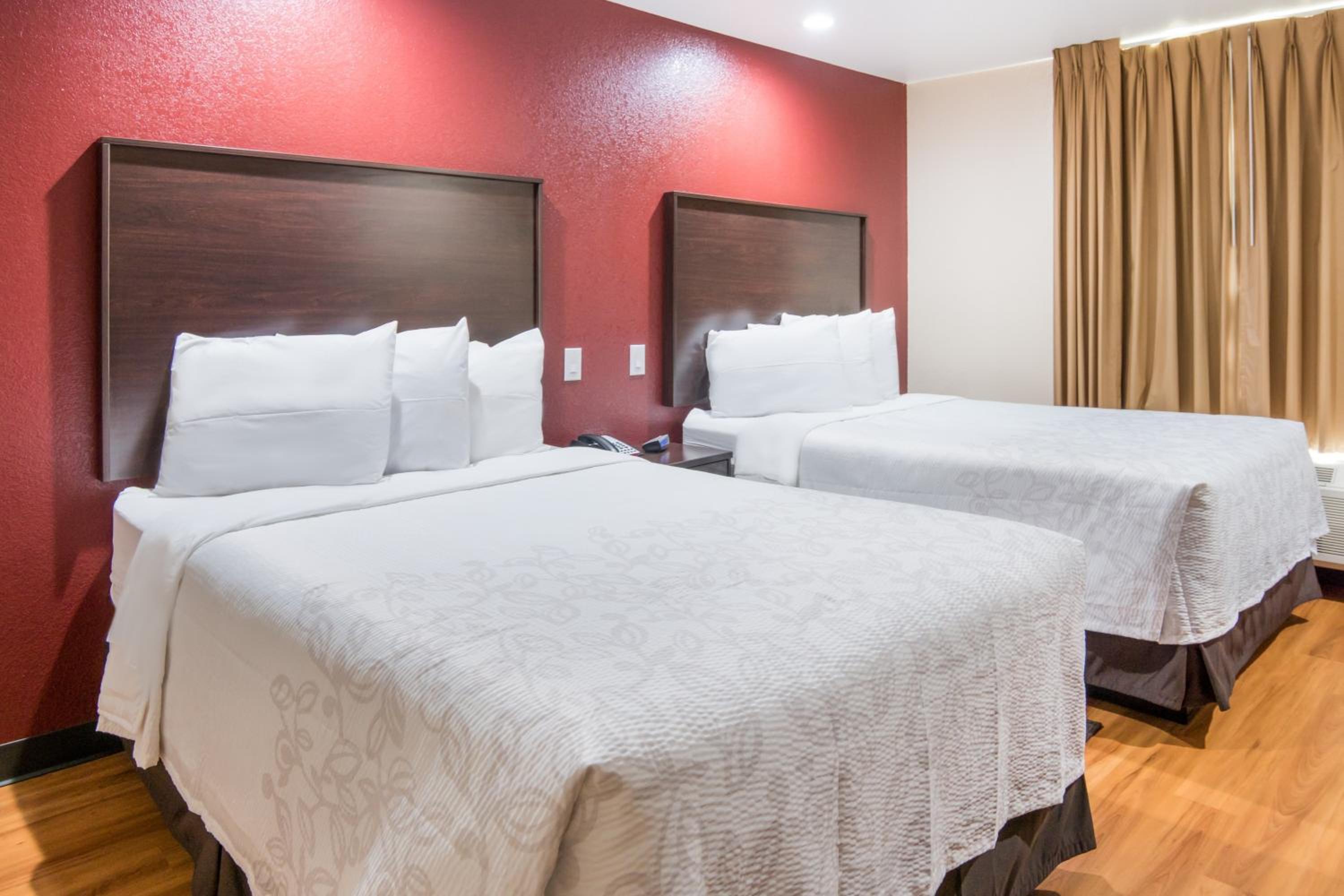Superior Double Room with Two Double Beds - Smoke-Free photo 1