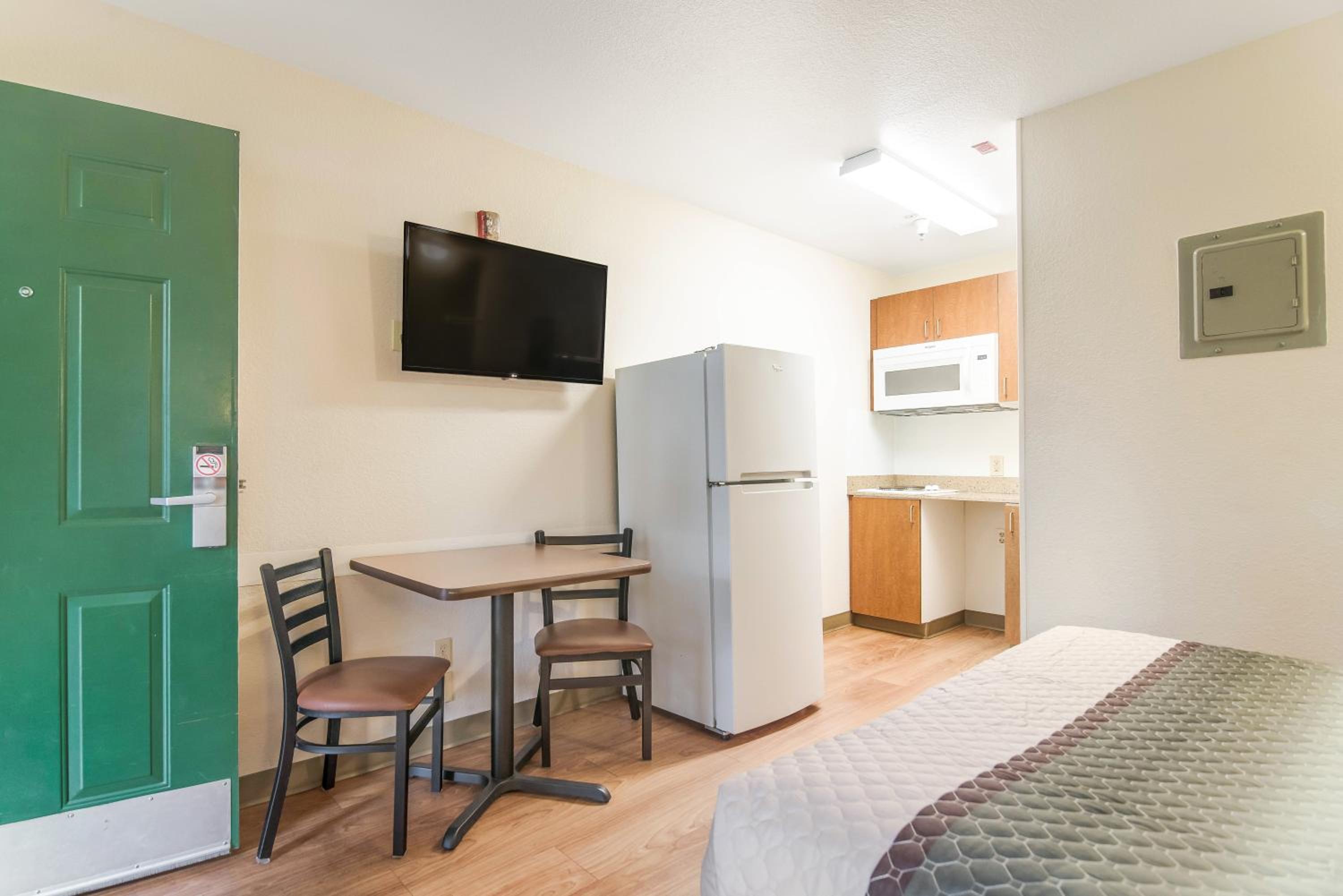Studio One Double Room Non-Smoking photo 2