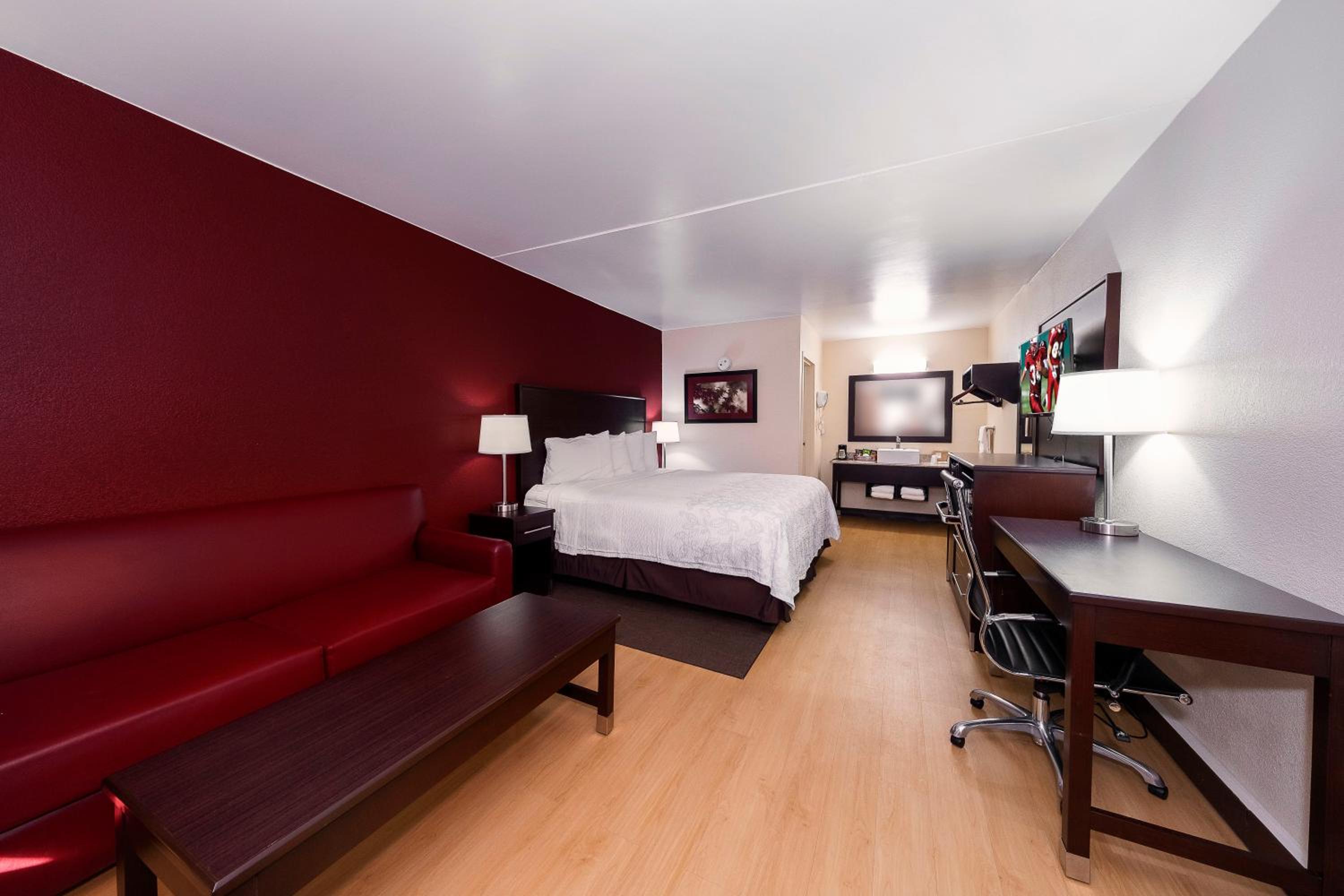  Suite King Room Smoke Free photo 3