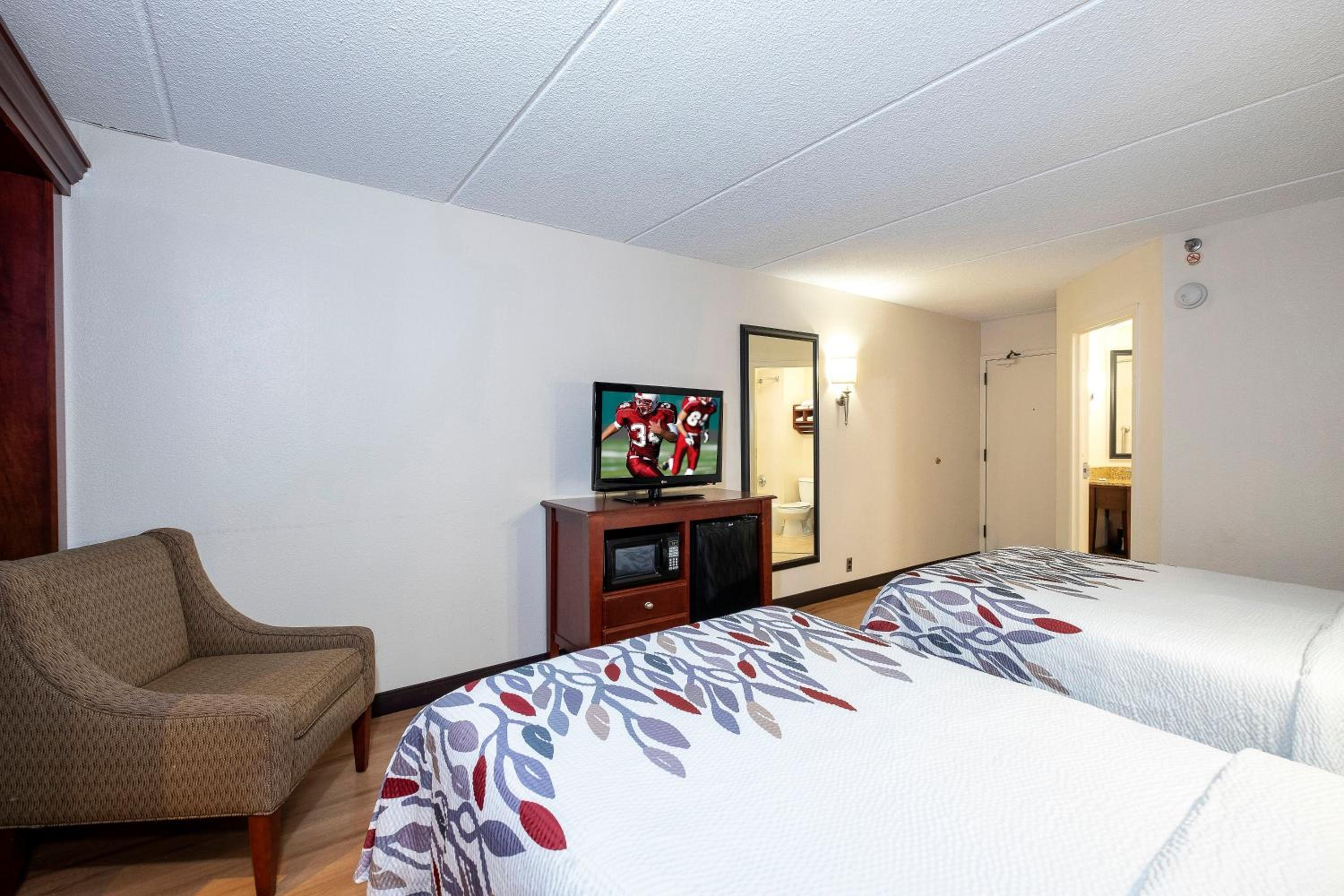 Superior Room with Two Double Beds Smoke Free - Photo 3