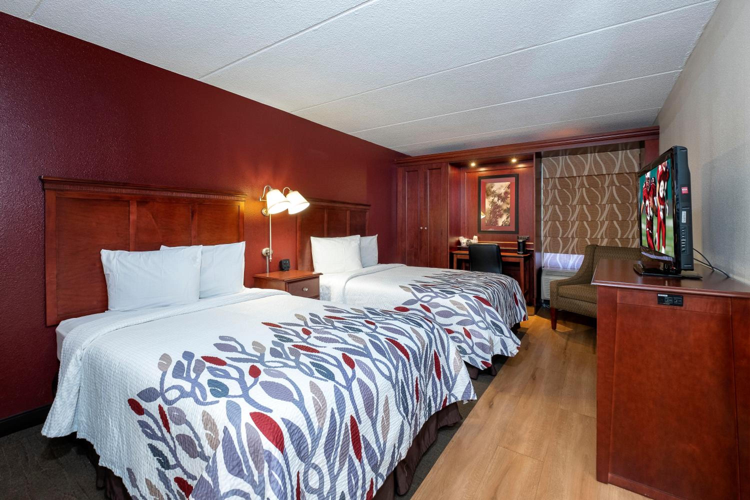 Standard Room with Two Double Beds Smoke Free - Photo 1