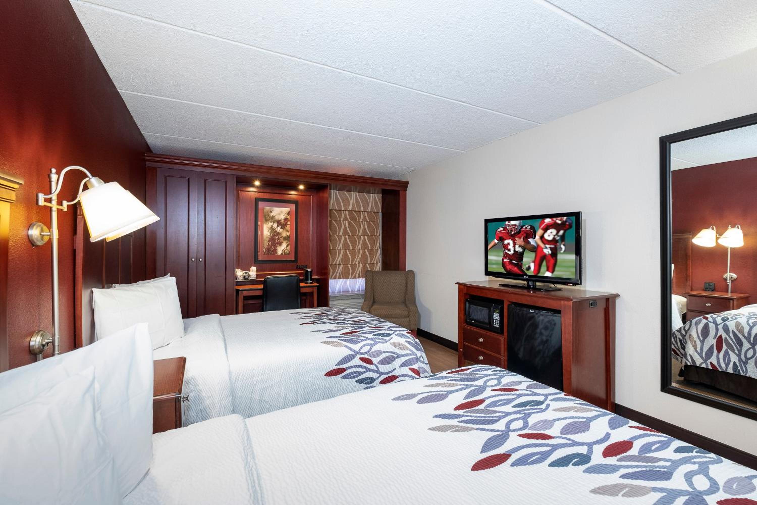 Superior Room with Two Double Beds Smoke Free - Photo 4