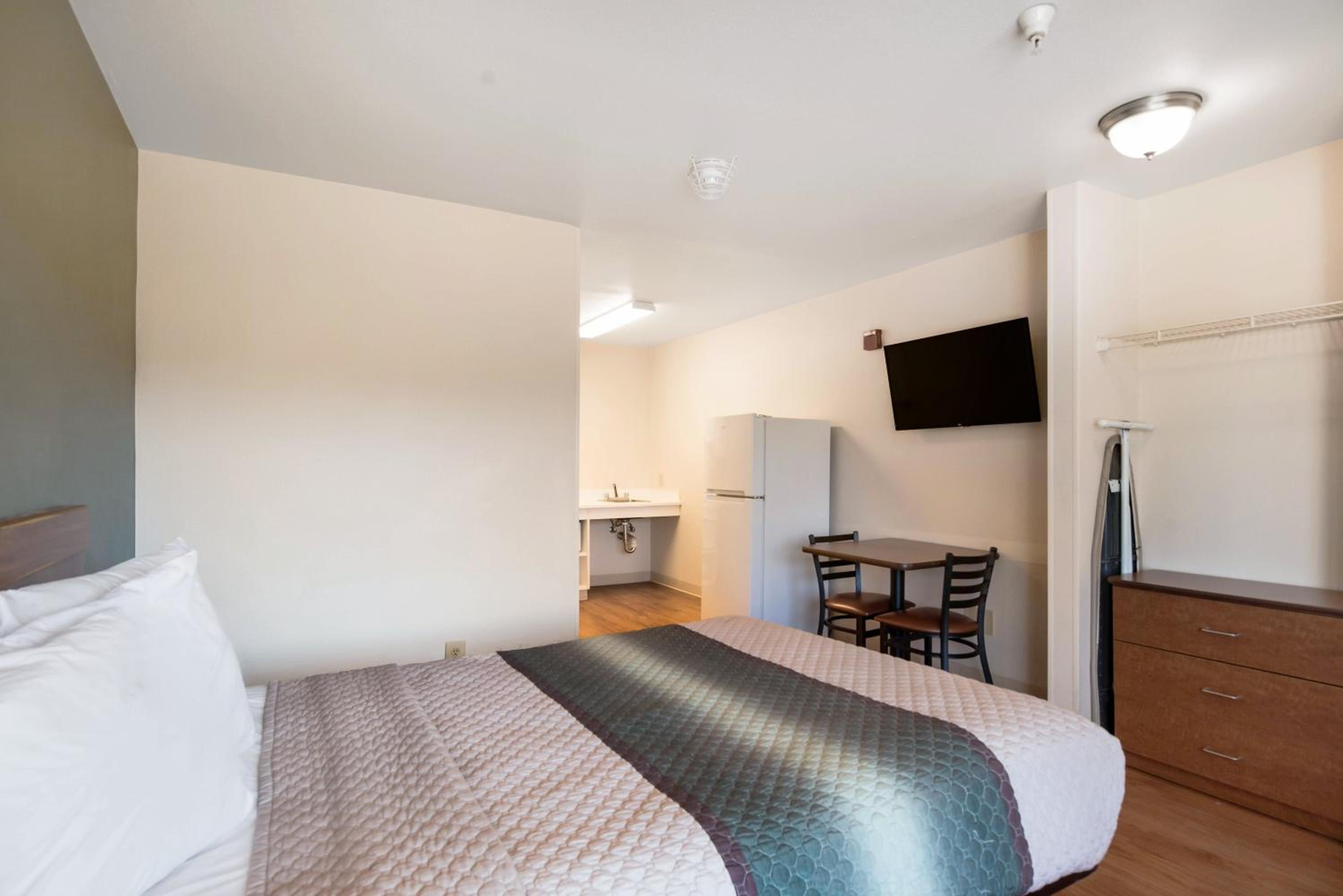 Studio One Double Room Non-Smoking - Photo 4