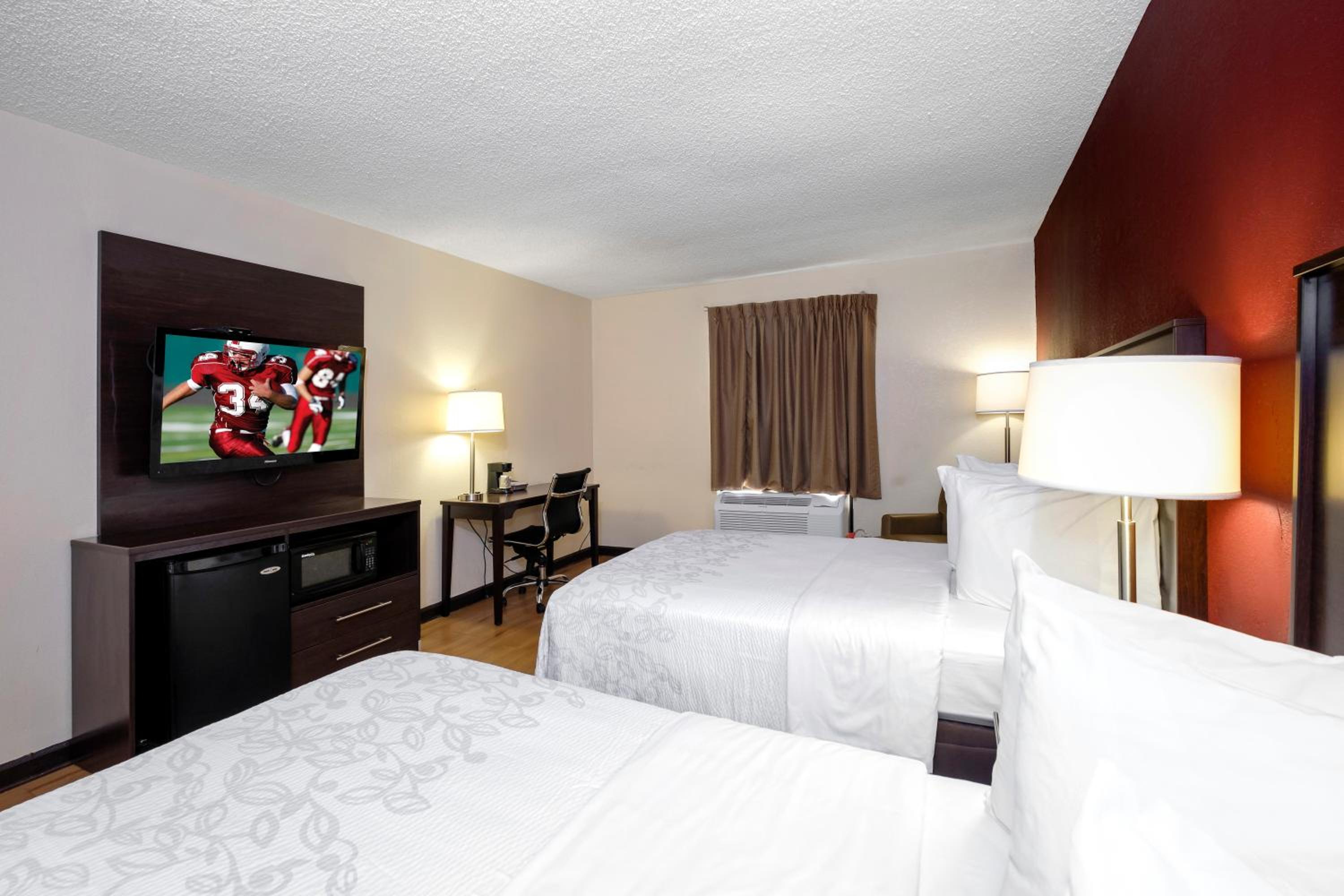  Deluxe Room with Two Double Beds Non-Smoking - Photo 3