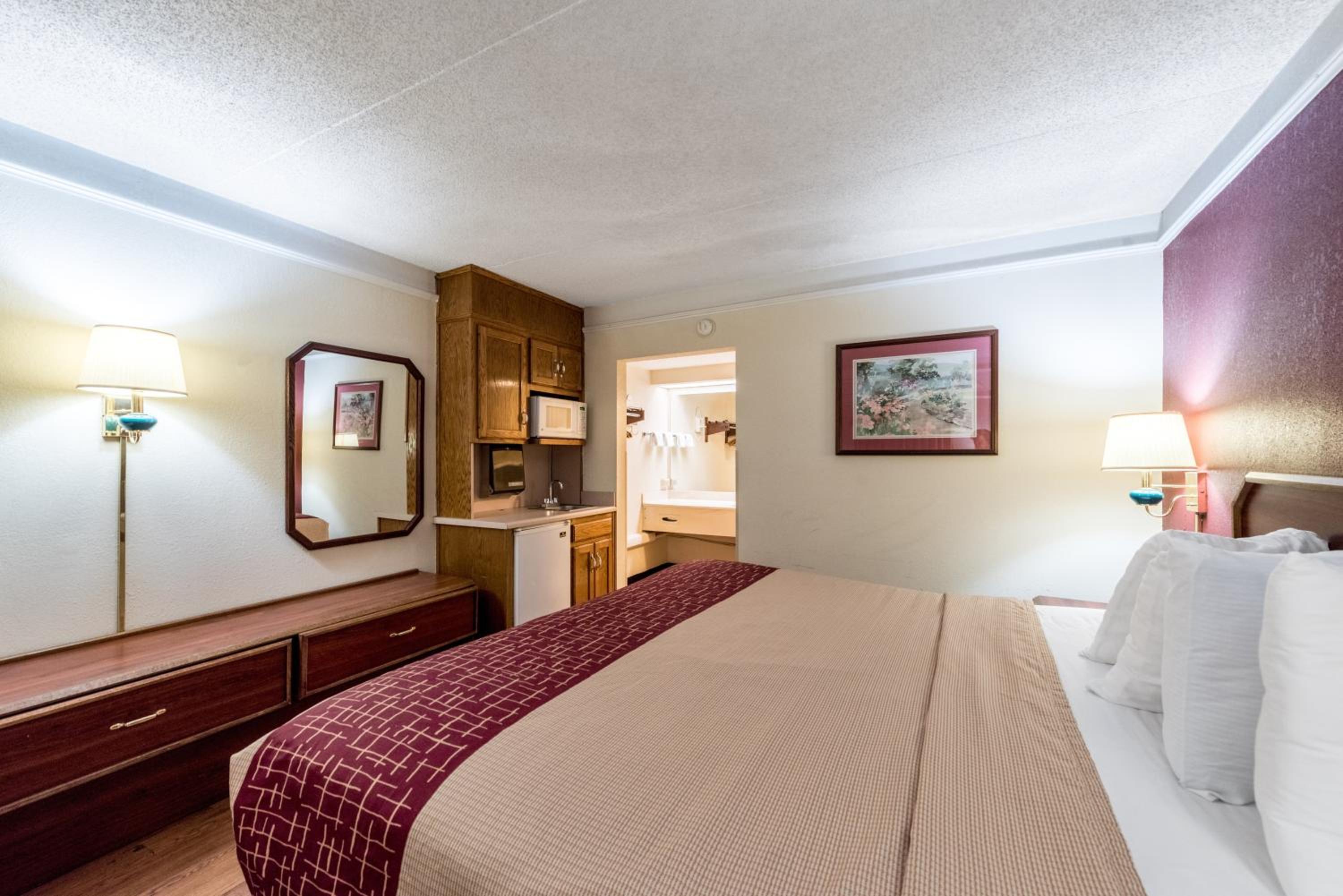 Superior King Room Non-Smoking - Photo 6