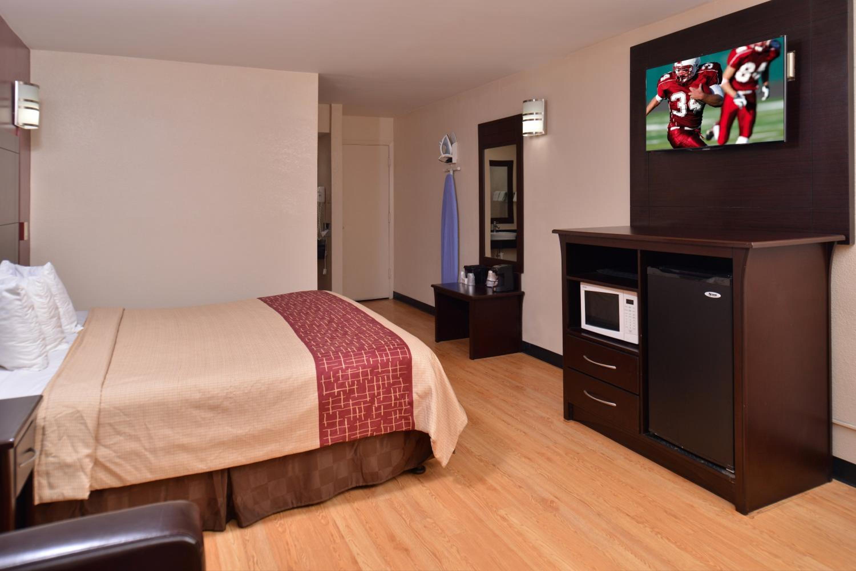 Red Roof Inn Van Horn, Photo 5