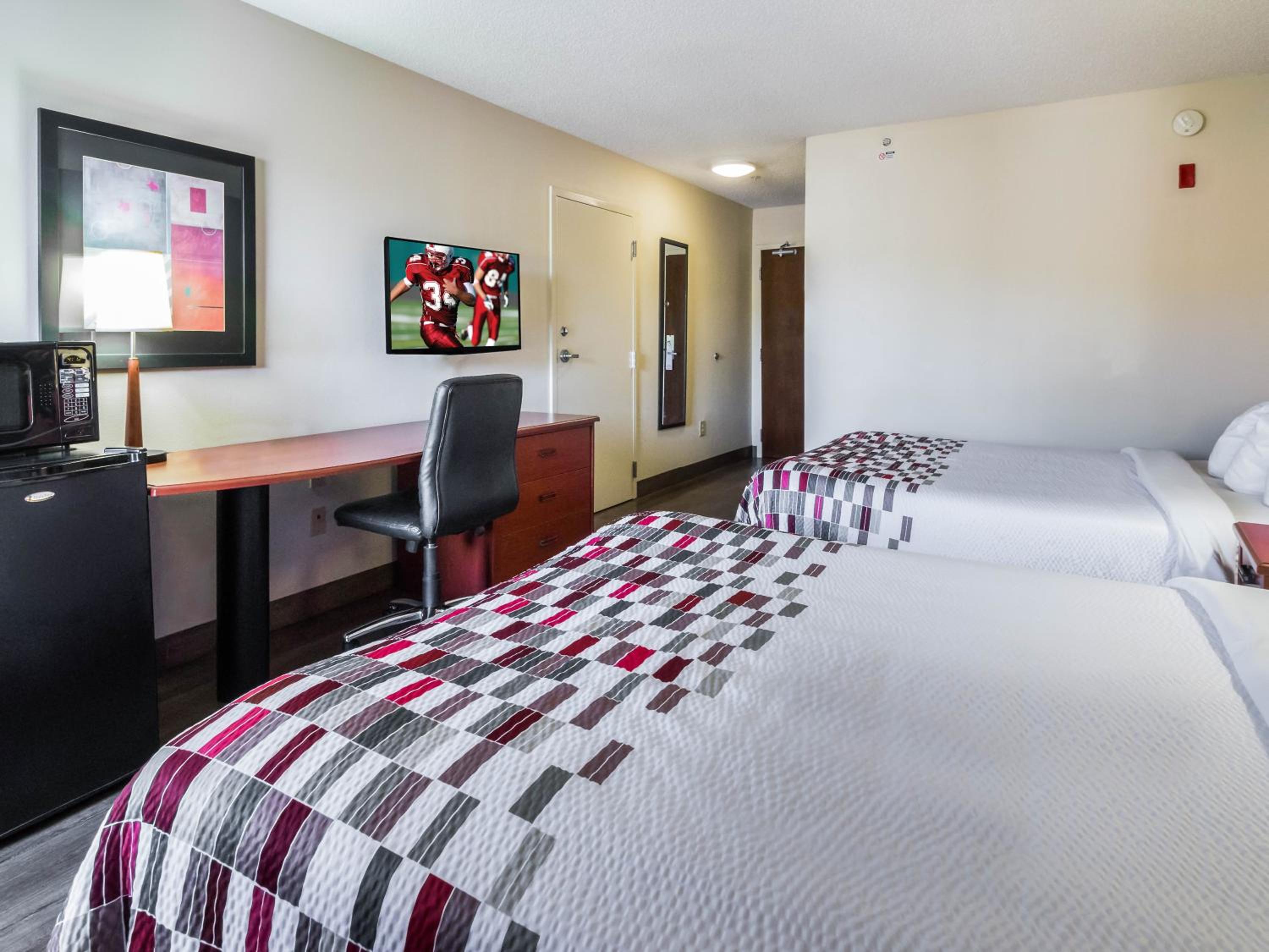  Deluxe Room with Two Queen Beds Non-Smoking - Photo 1