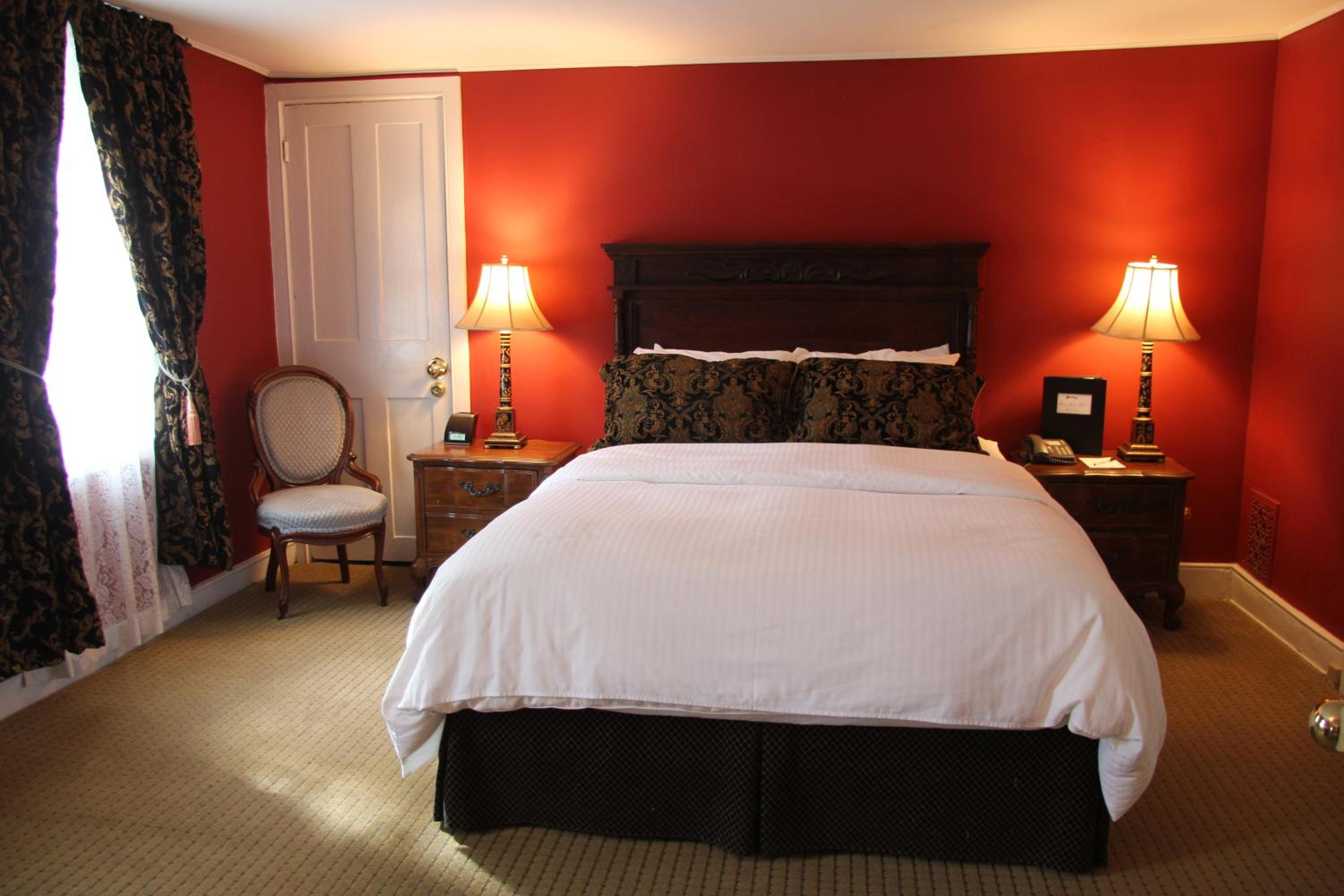 Mini Suite 303 Main House.  - Photo 3