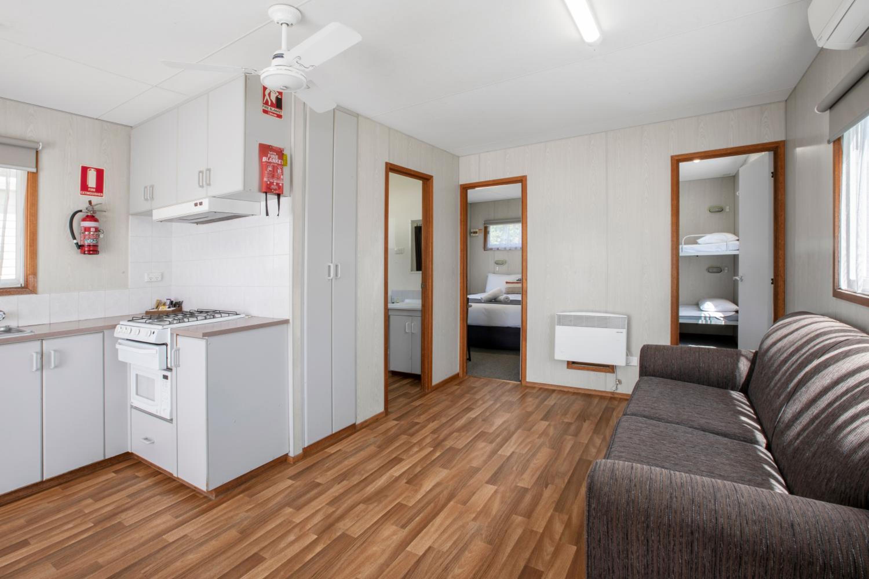 Holiday Cabin photo 2