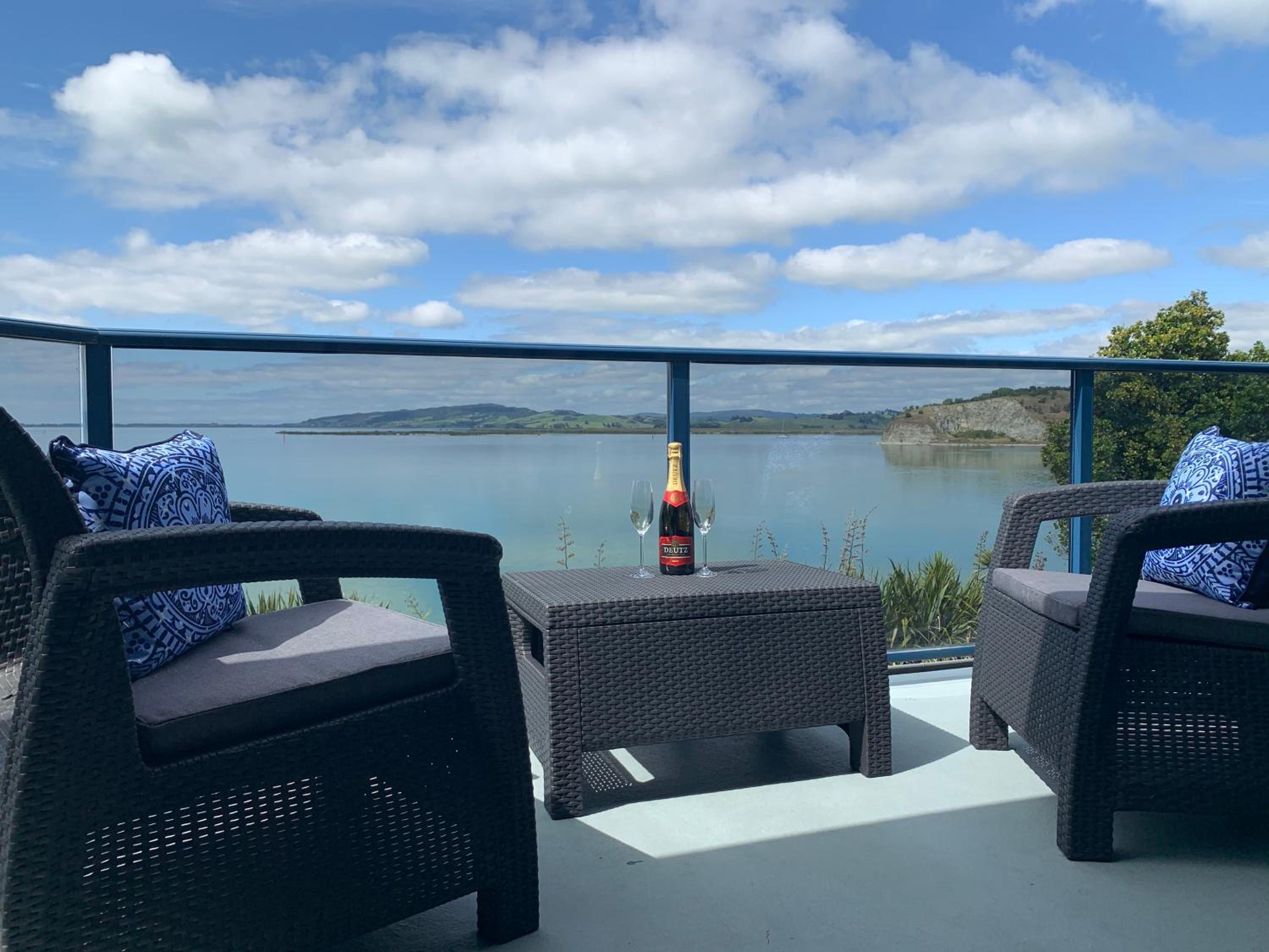 Apartment with Sea View