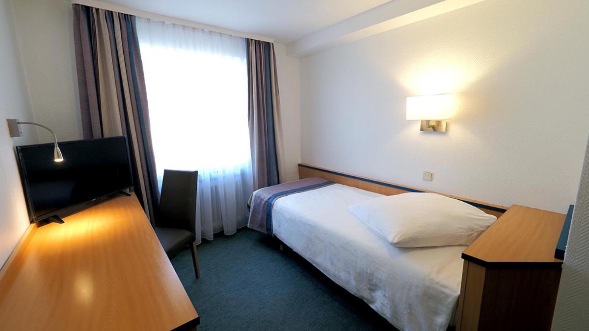 Single Room photo 3