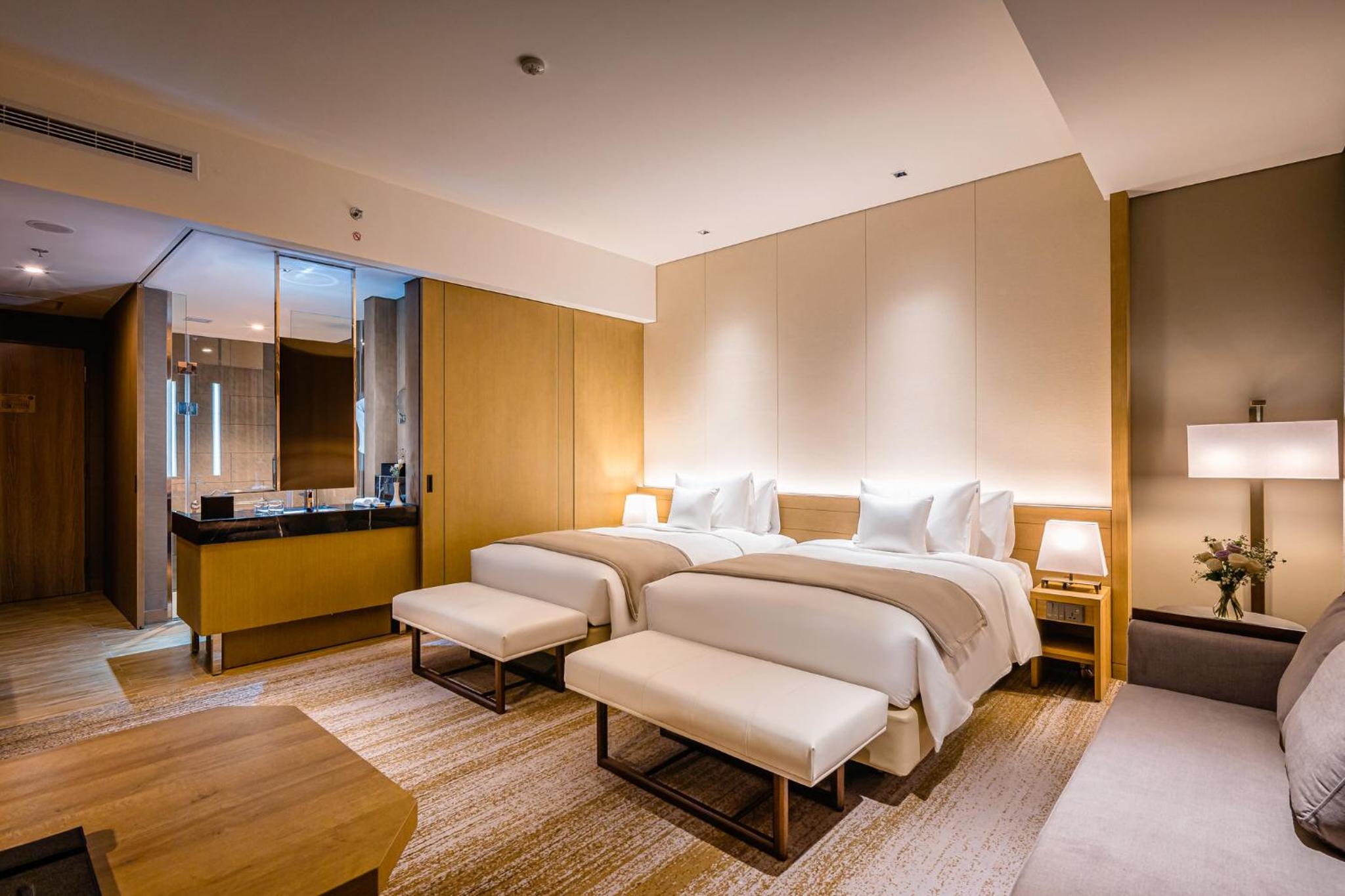 Club Twin Room - Photo 5
