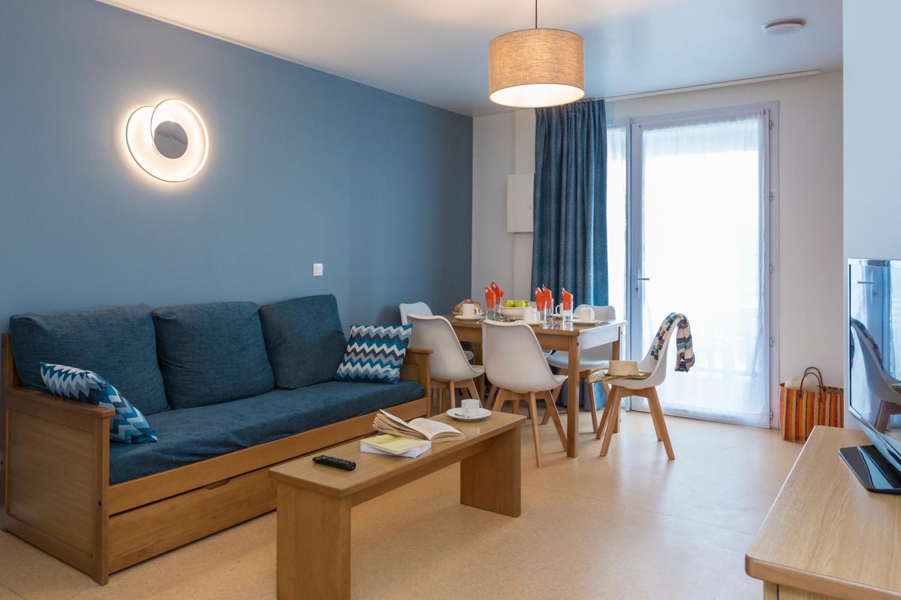 2-Room Apartment - 4 people photo 3