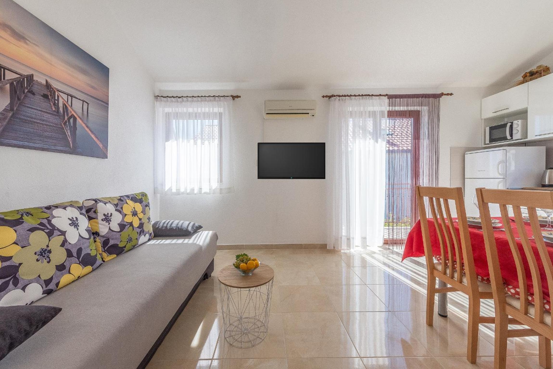 Apartment with Sea View