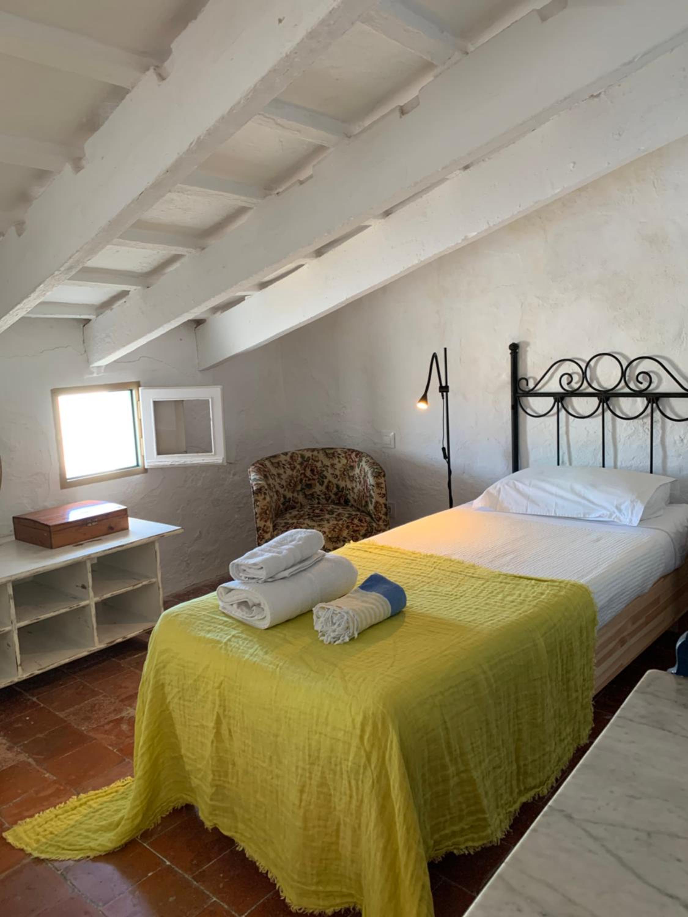 Four-Bedroom House photo 2