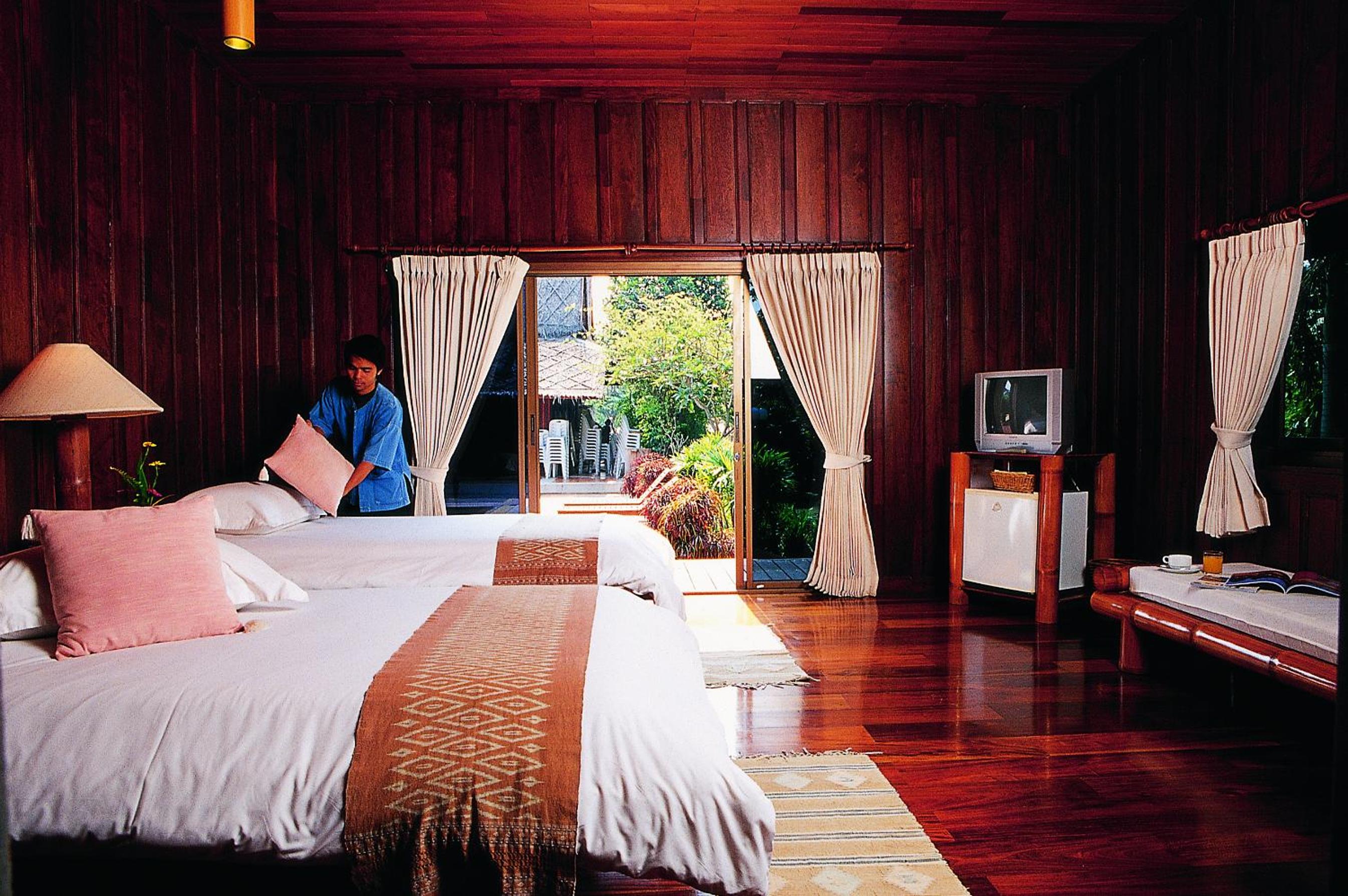 Standard Double Room with Two Double Beds photo 3