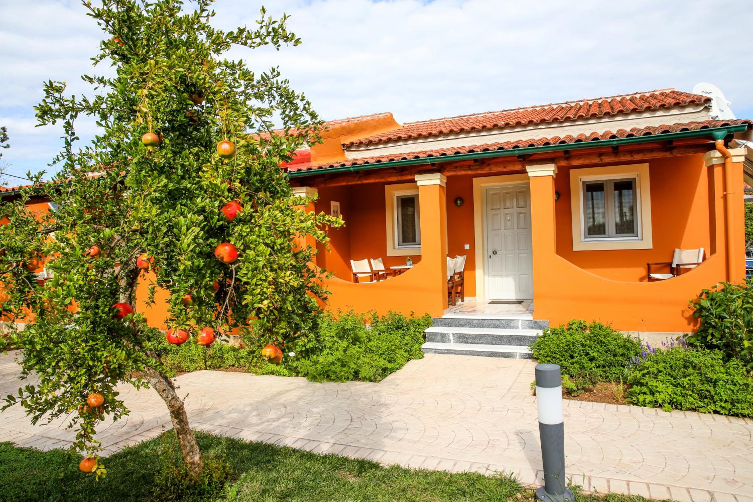 Villa with Garden View - Photo 19