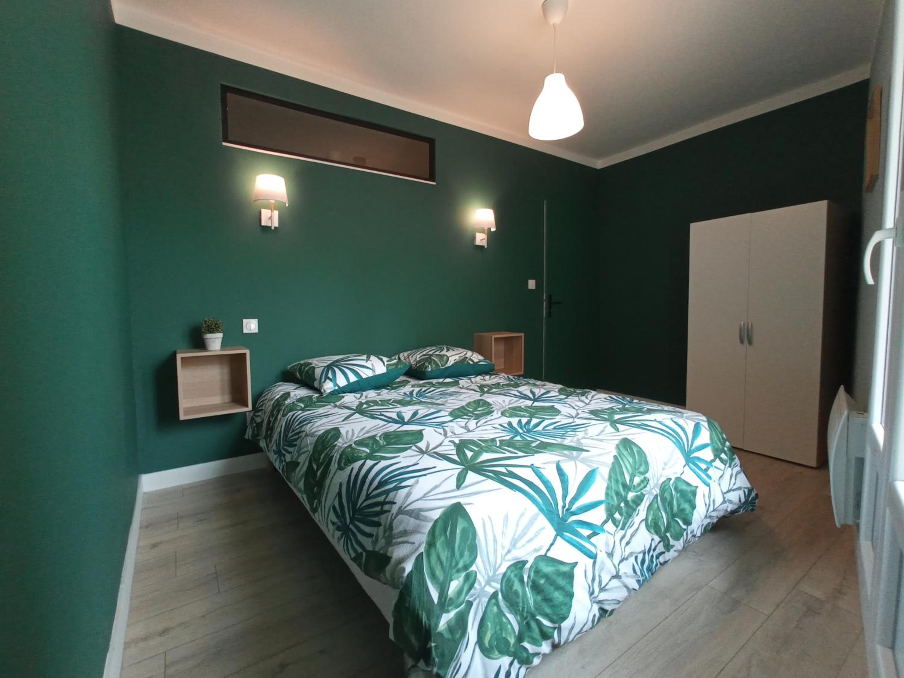 Apartment with Terrace photo 2