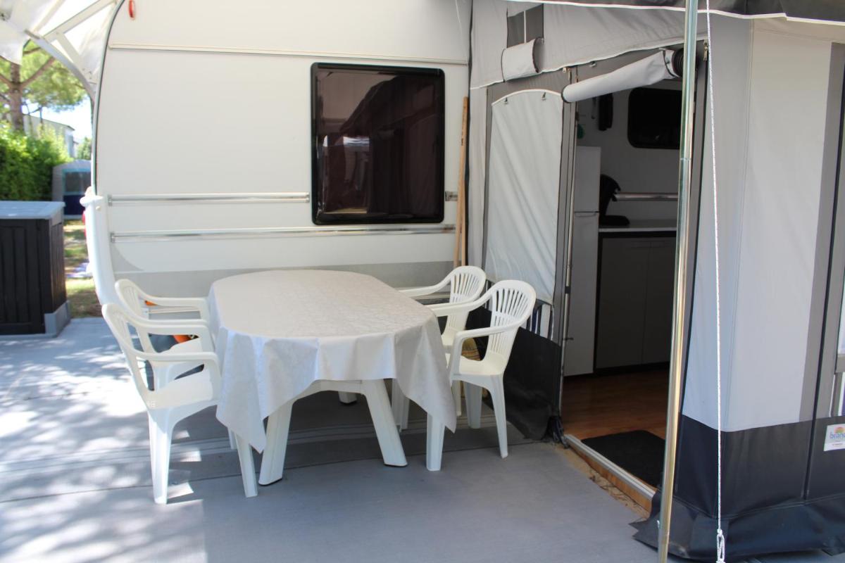 Caravan photo 3