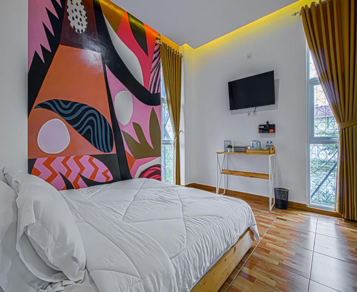 Deluxe King Room