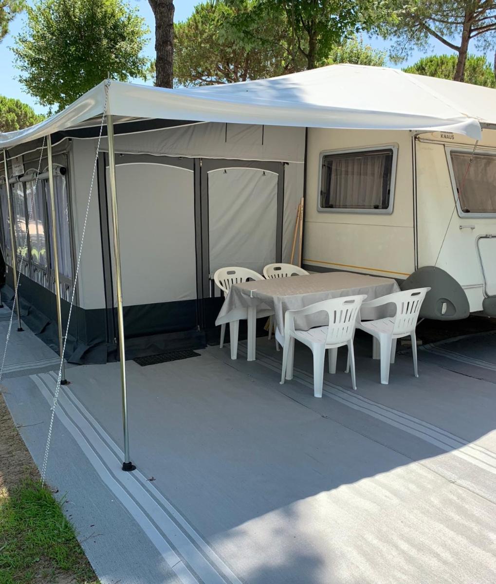 Caravan photo 1