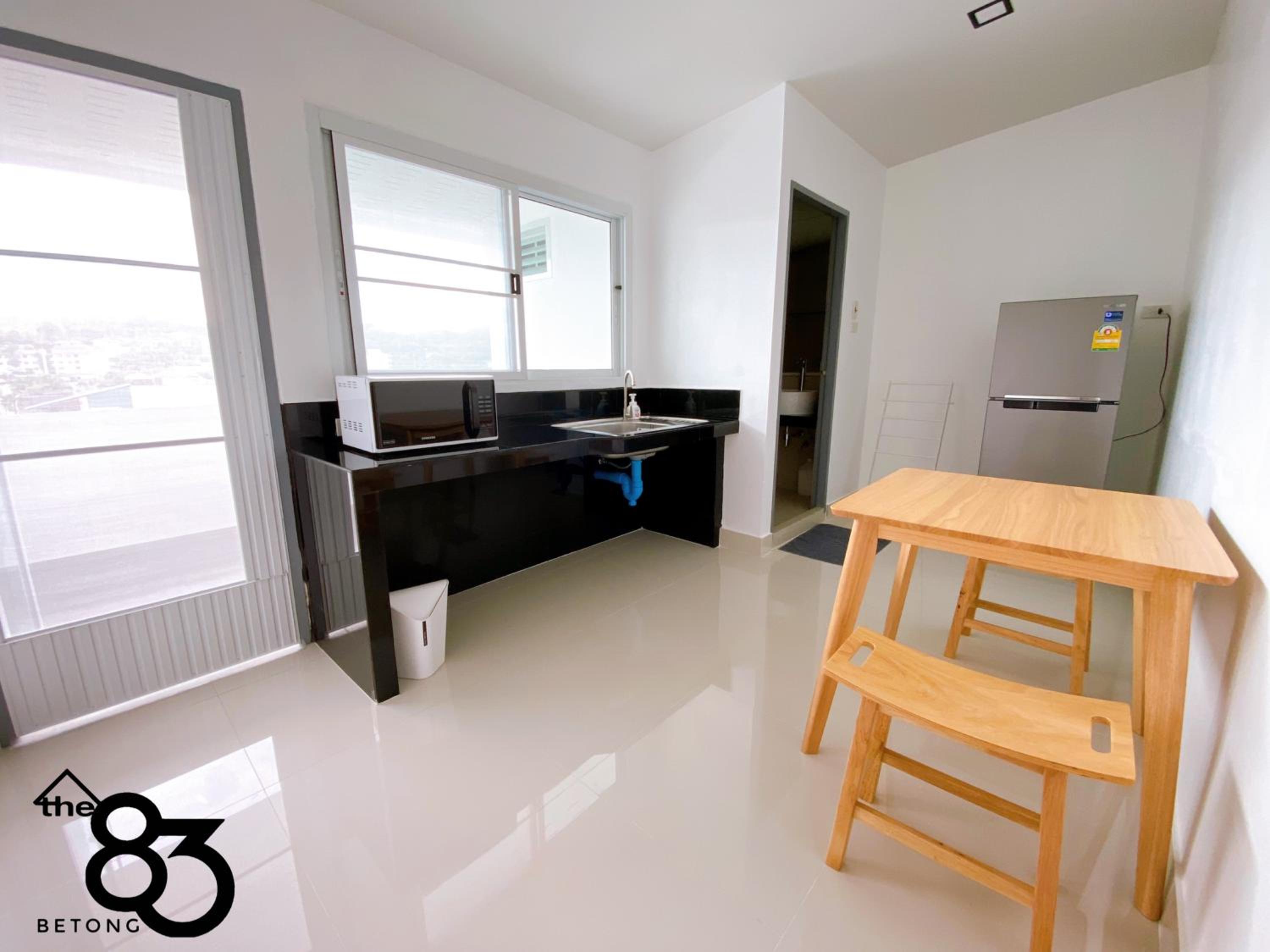 Family Room - Photo 3