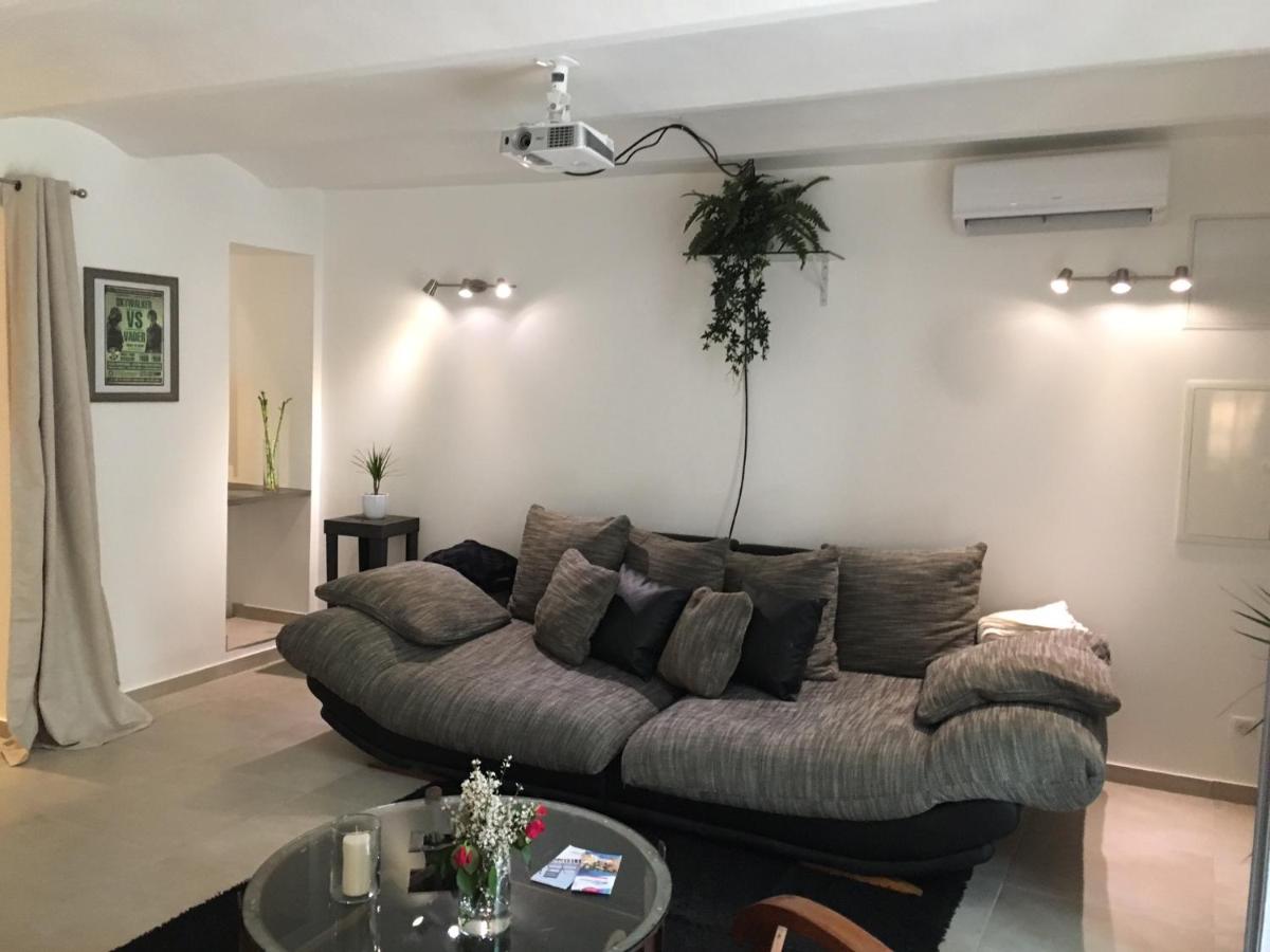 Apartment (No Pool Access)