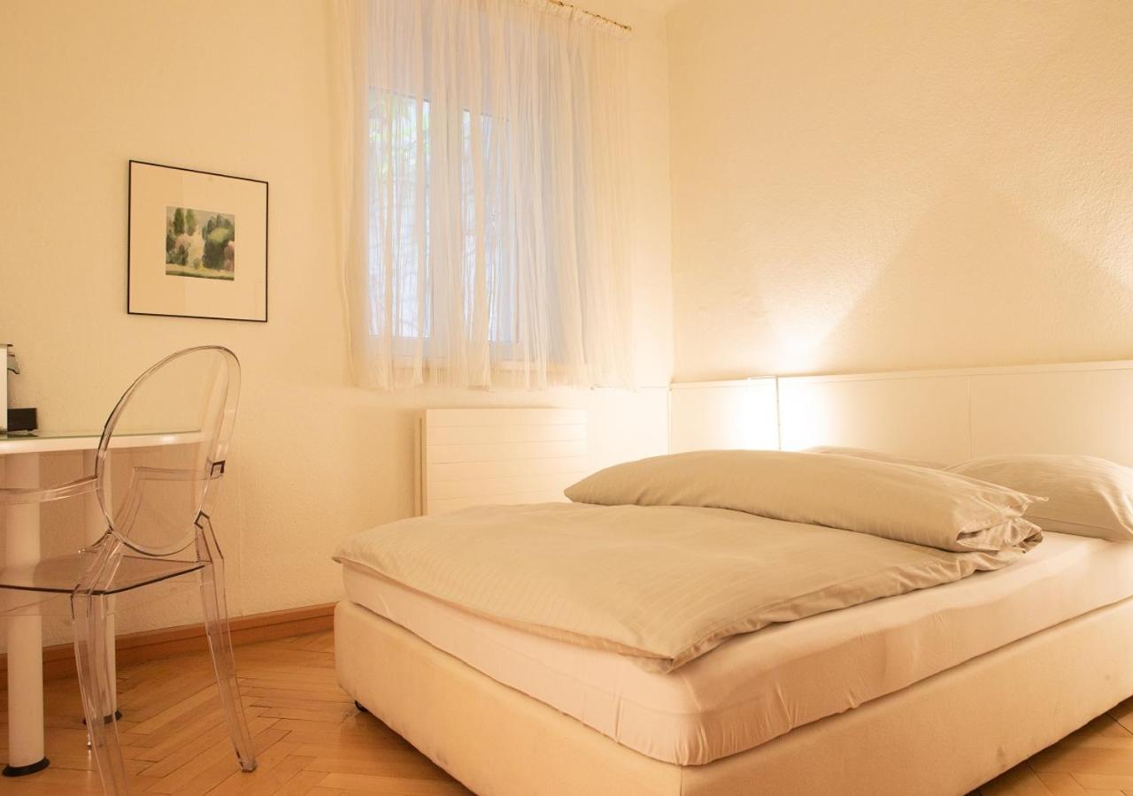 Economy Double Room photo 2