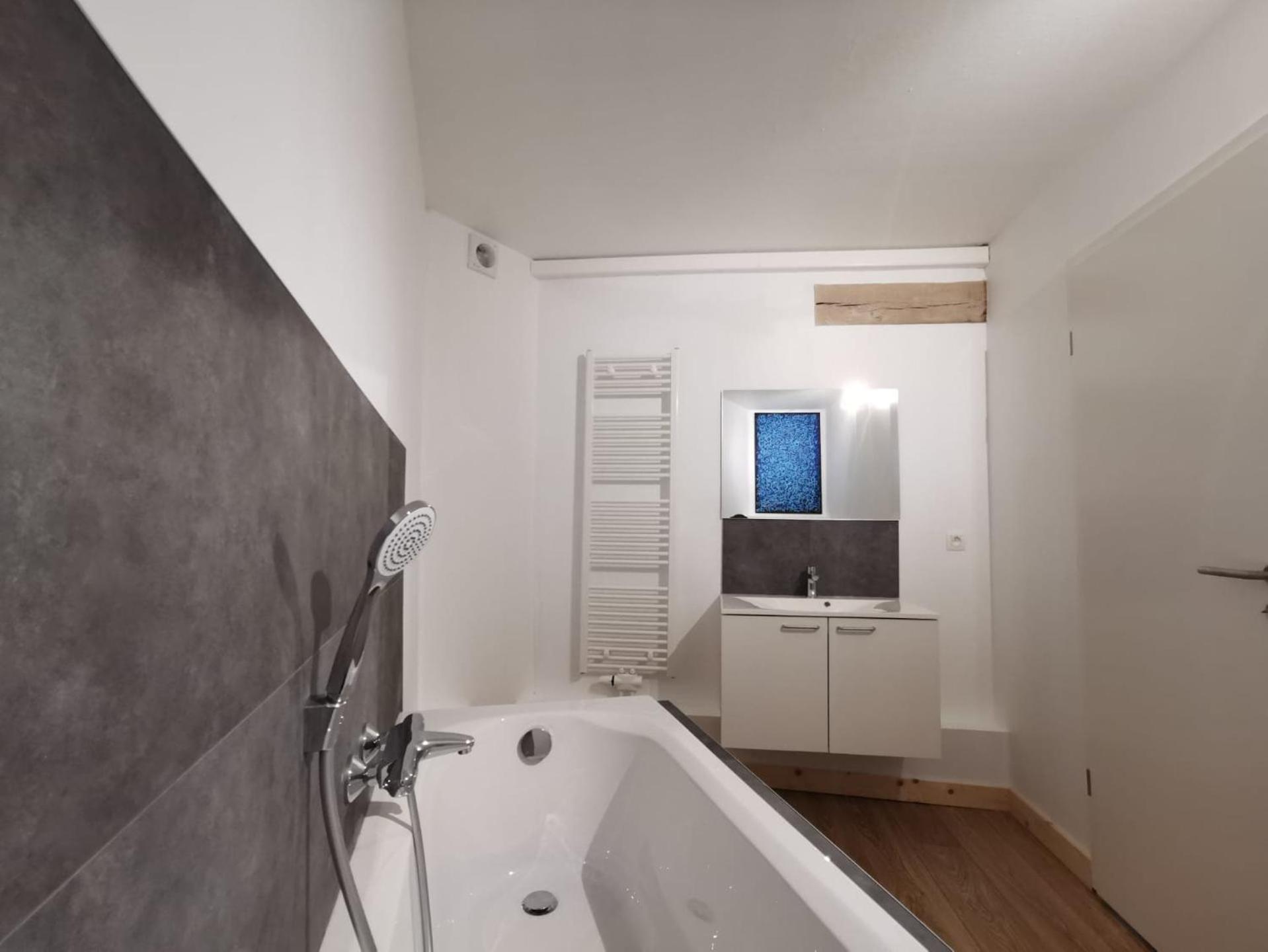 Standard Double Room - Photo 6