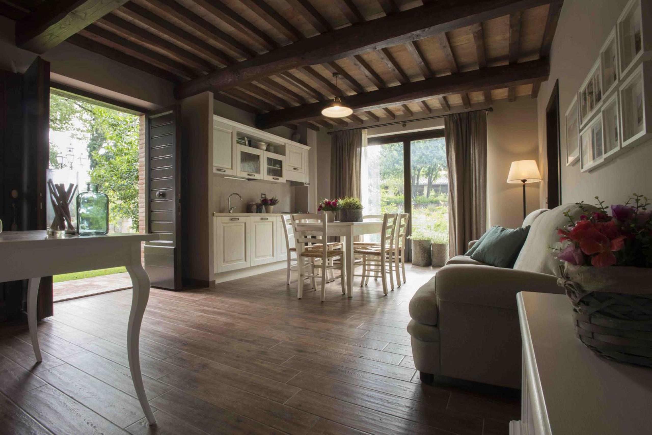Villa photo 2