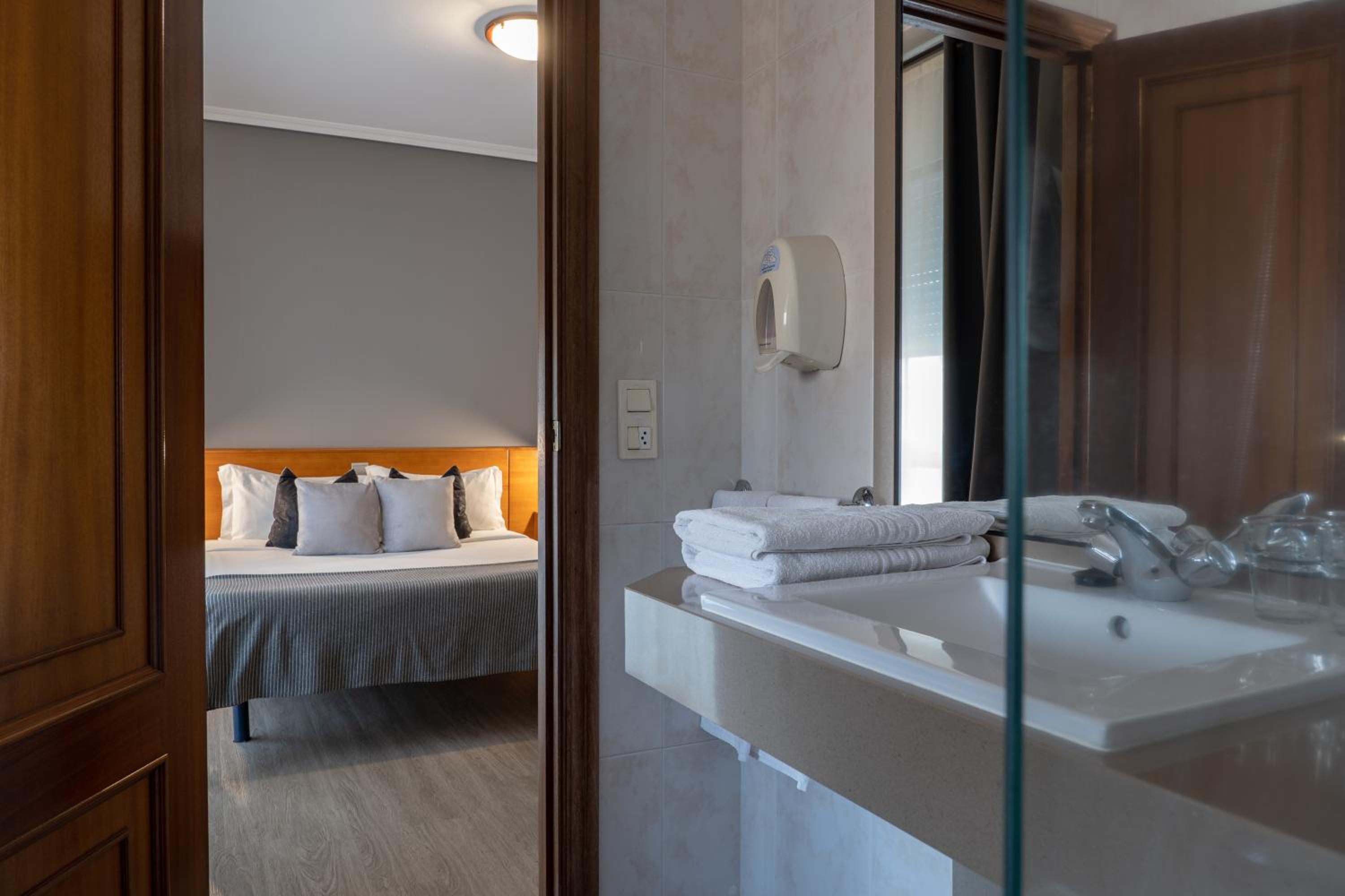 Double Room with Double bed photo 2