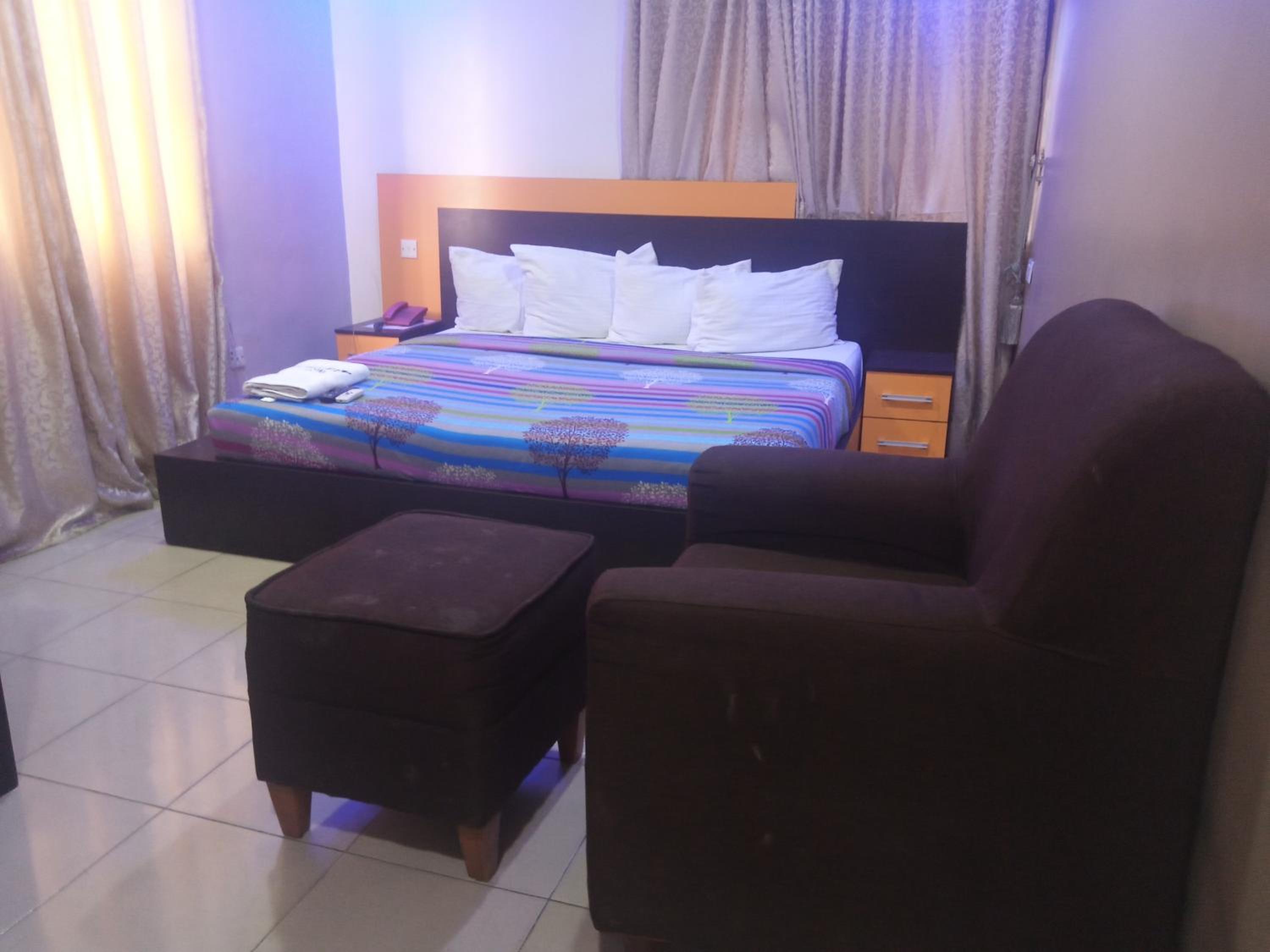 Standard King Room
